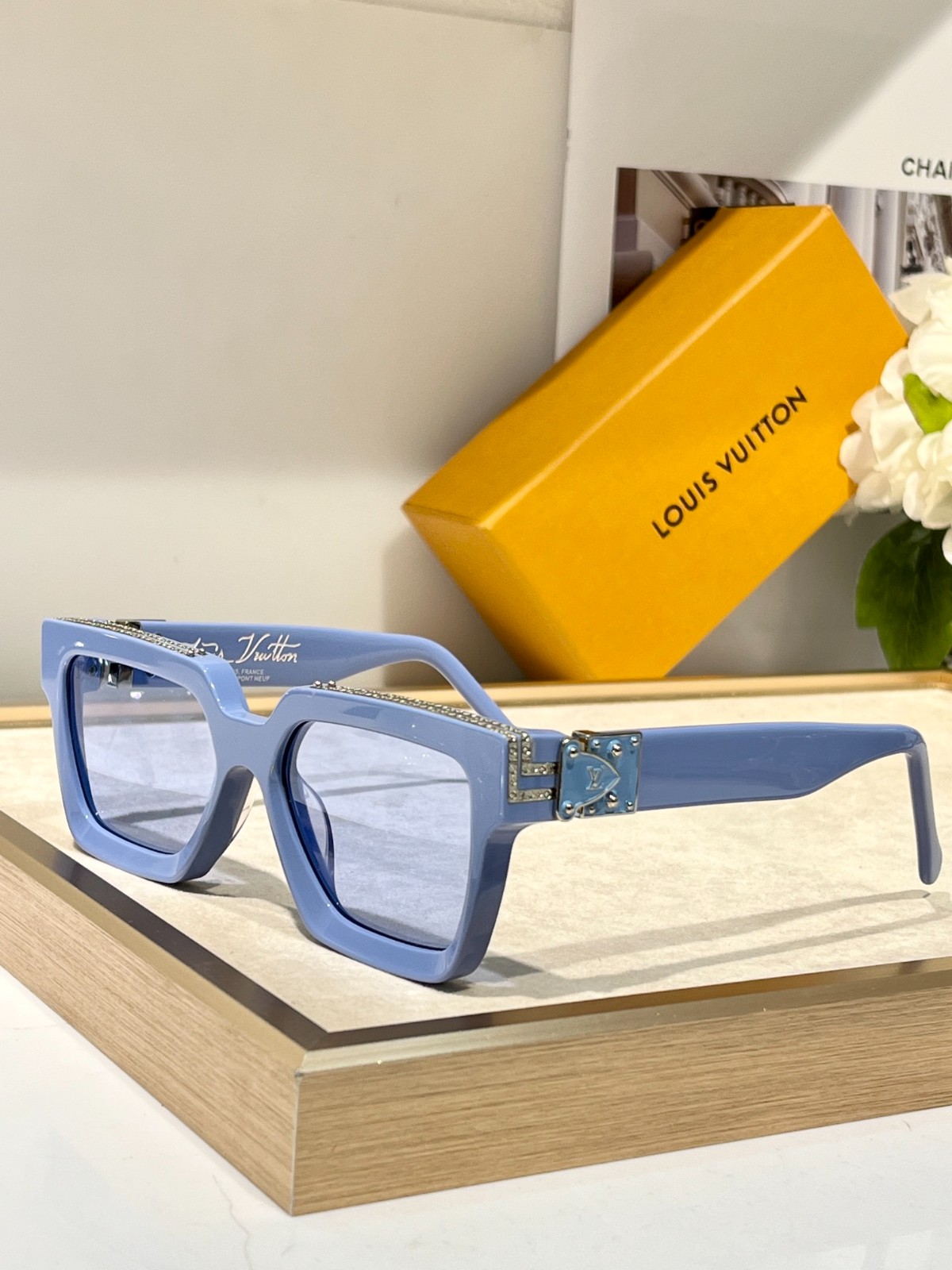 LV 01 glasses