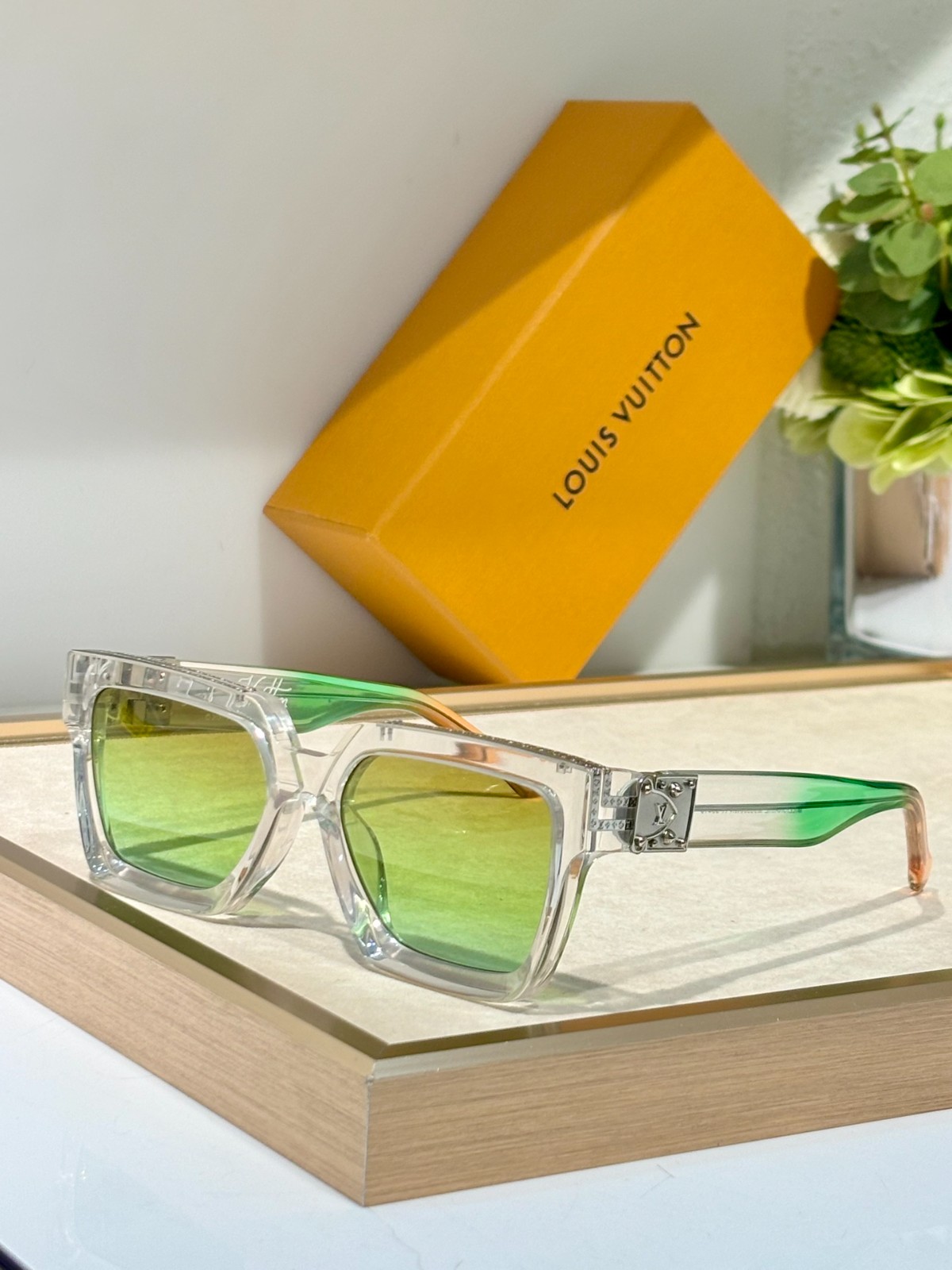 LV 01 glasses