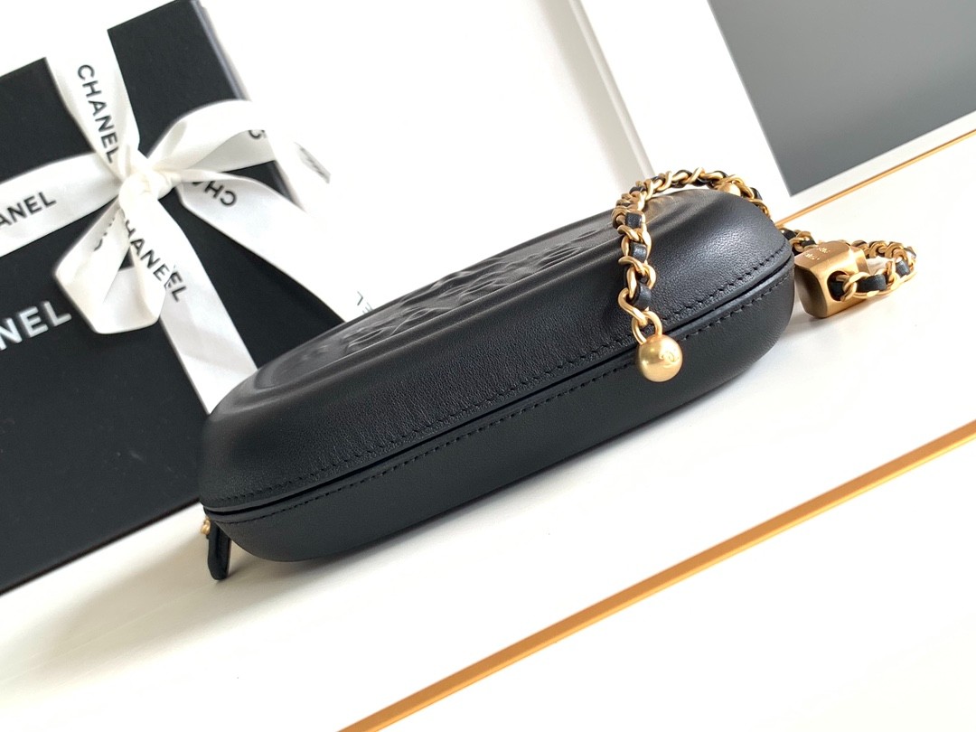 093 size 18x13x6cm