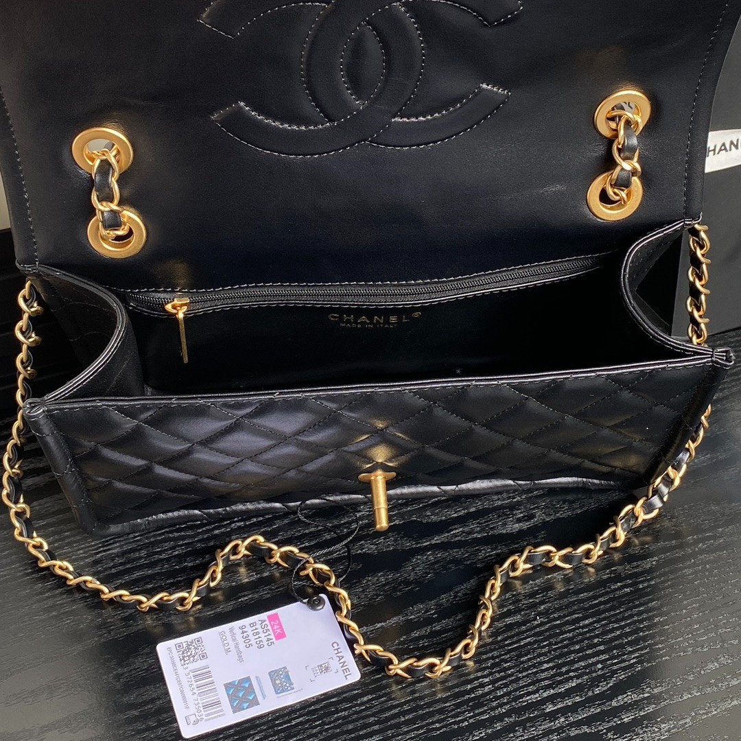 071 70123202;75123218 size 15.5×24.5×7cm;size 19.5×28×7cm