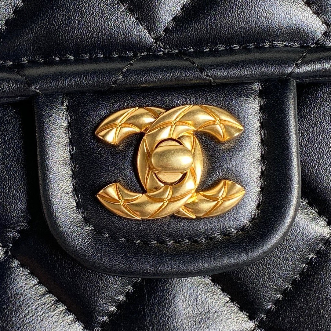 071 70123202;75123218 size 15.5×24.5×7cm;size 19.5×28×7cm