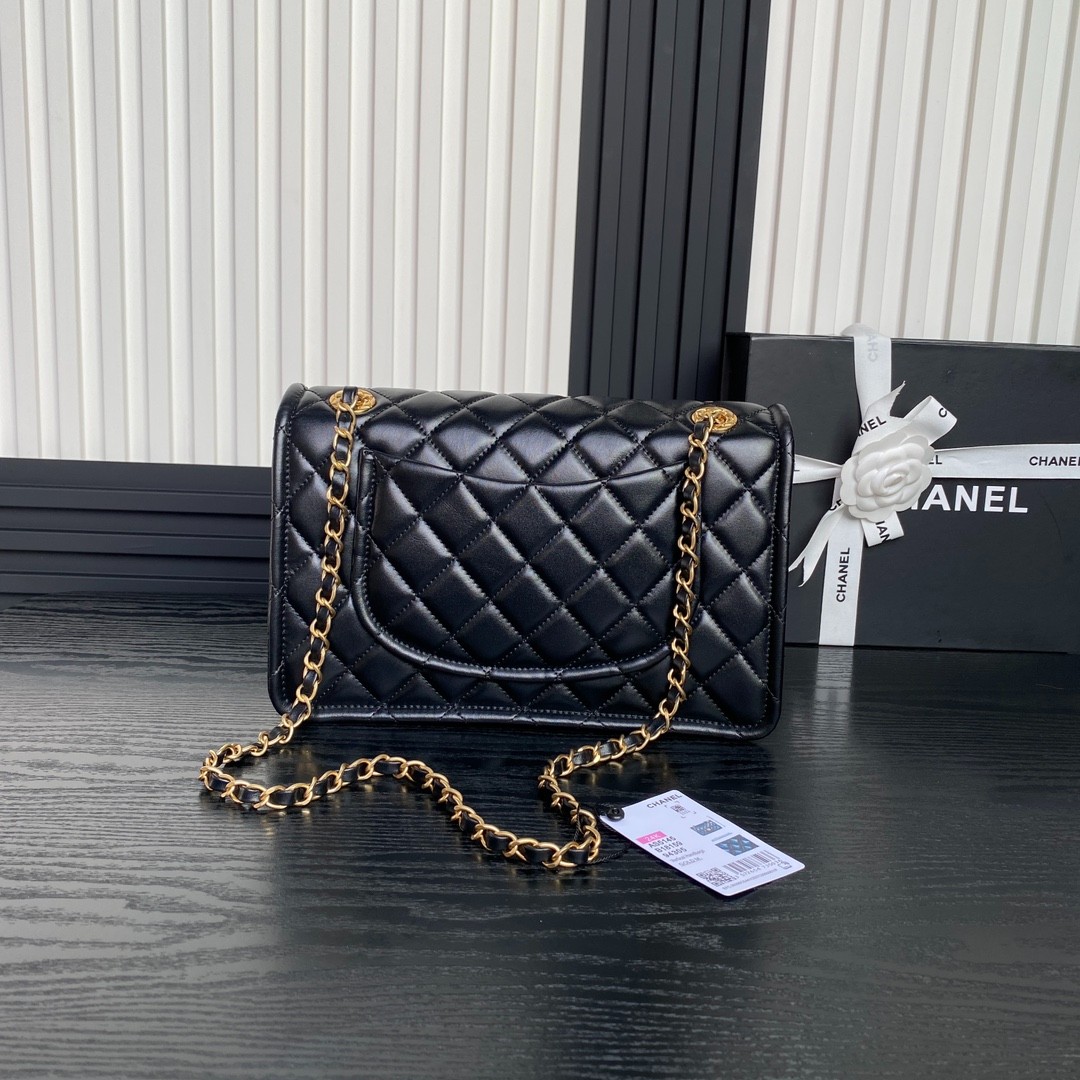 071 70123202;75123218 size 15.5×24.5×7cm;size 19.5×28×7cm