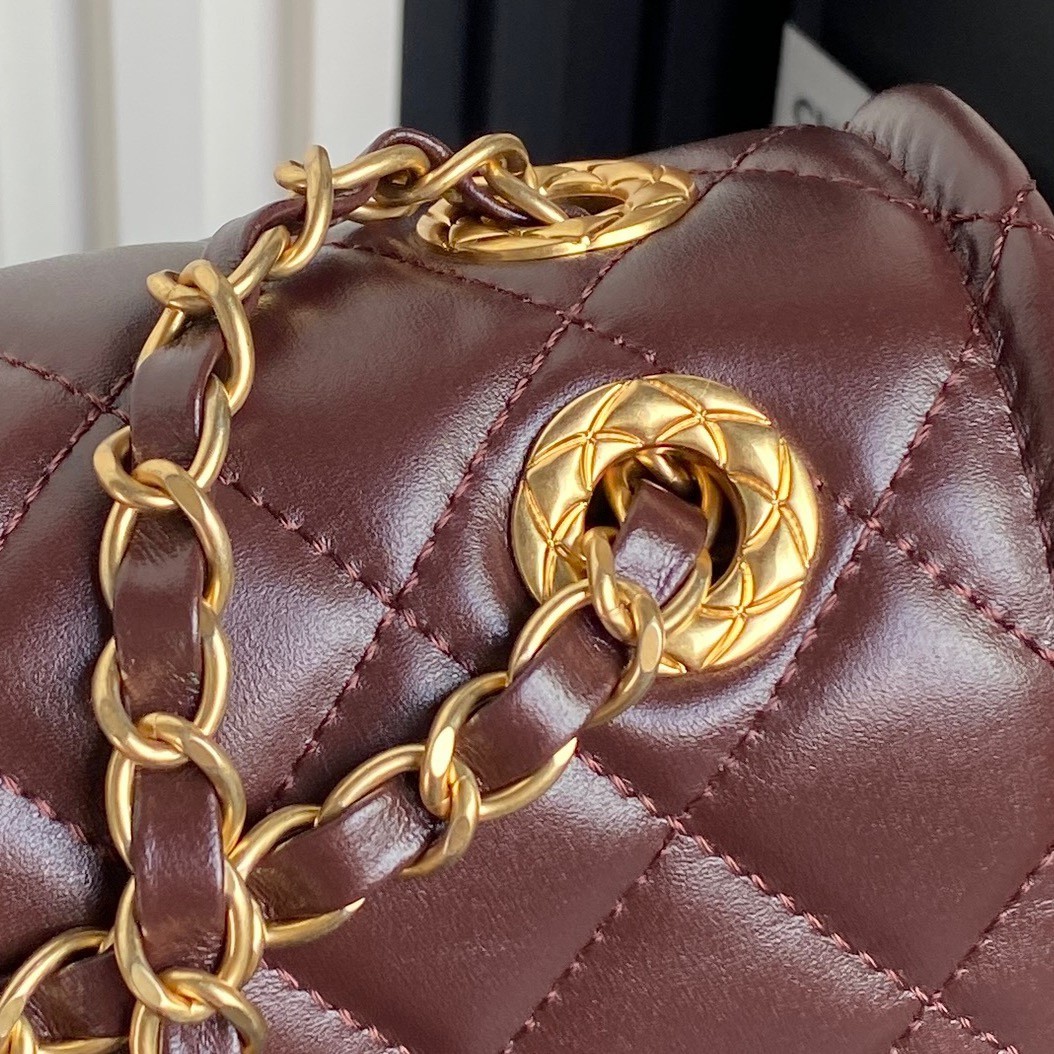 070 70123202;75123218 size 15.5×24.5×7cm;size 19.5×28×7cm