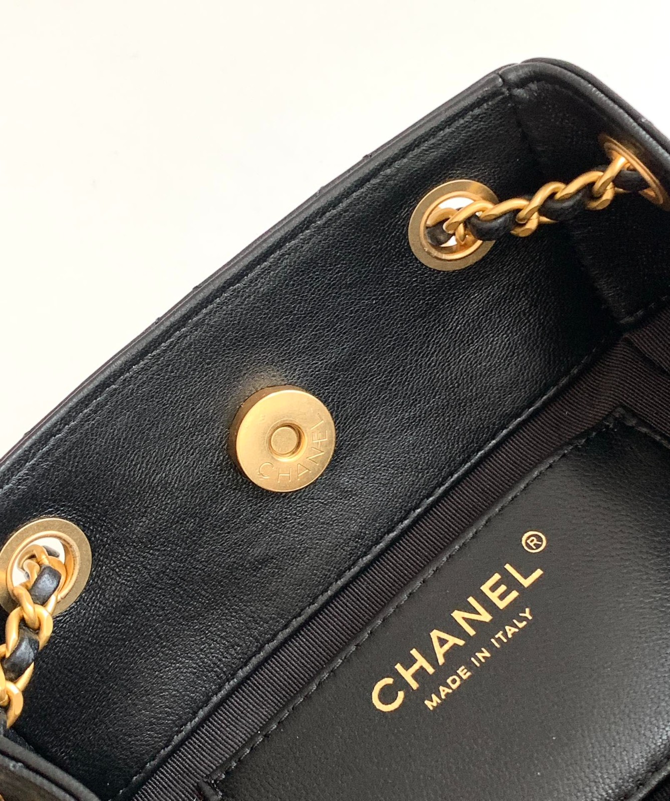 031 85123228 size 24.5x18x8cm