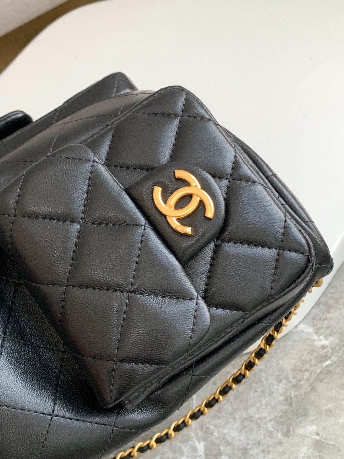 031 85123228 size 24.5x18x8cm