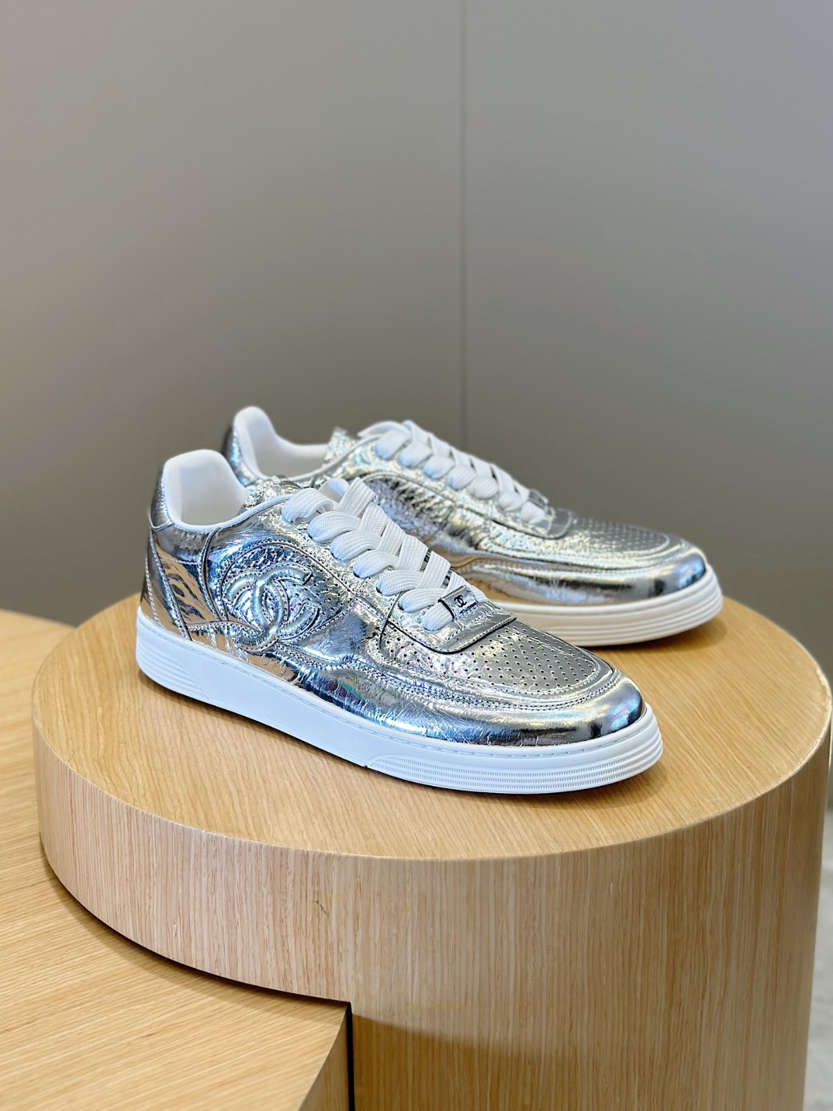 039 38123132 size 38-45