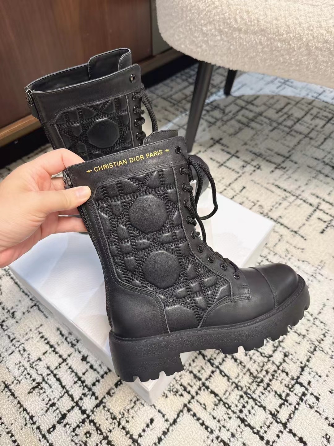 100 42123139 size 35-40