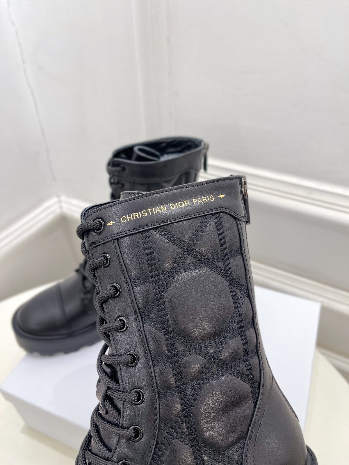 085 48123152 size 35-41