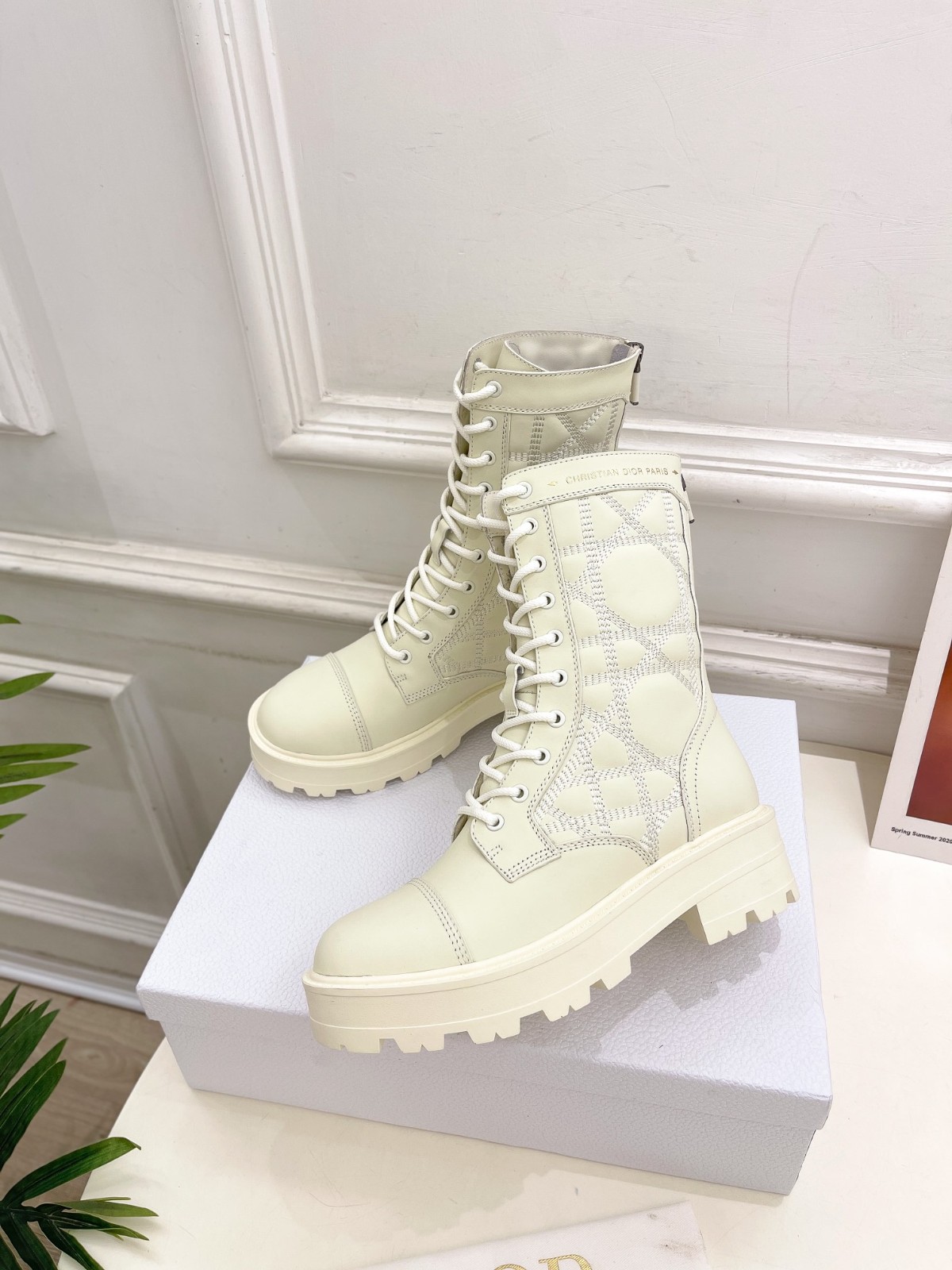 084 48123152 size 35-41