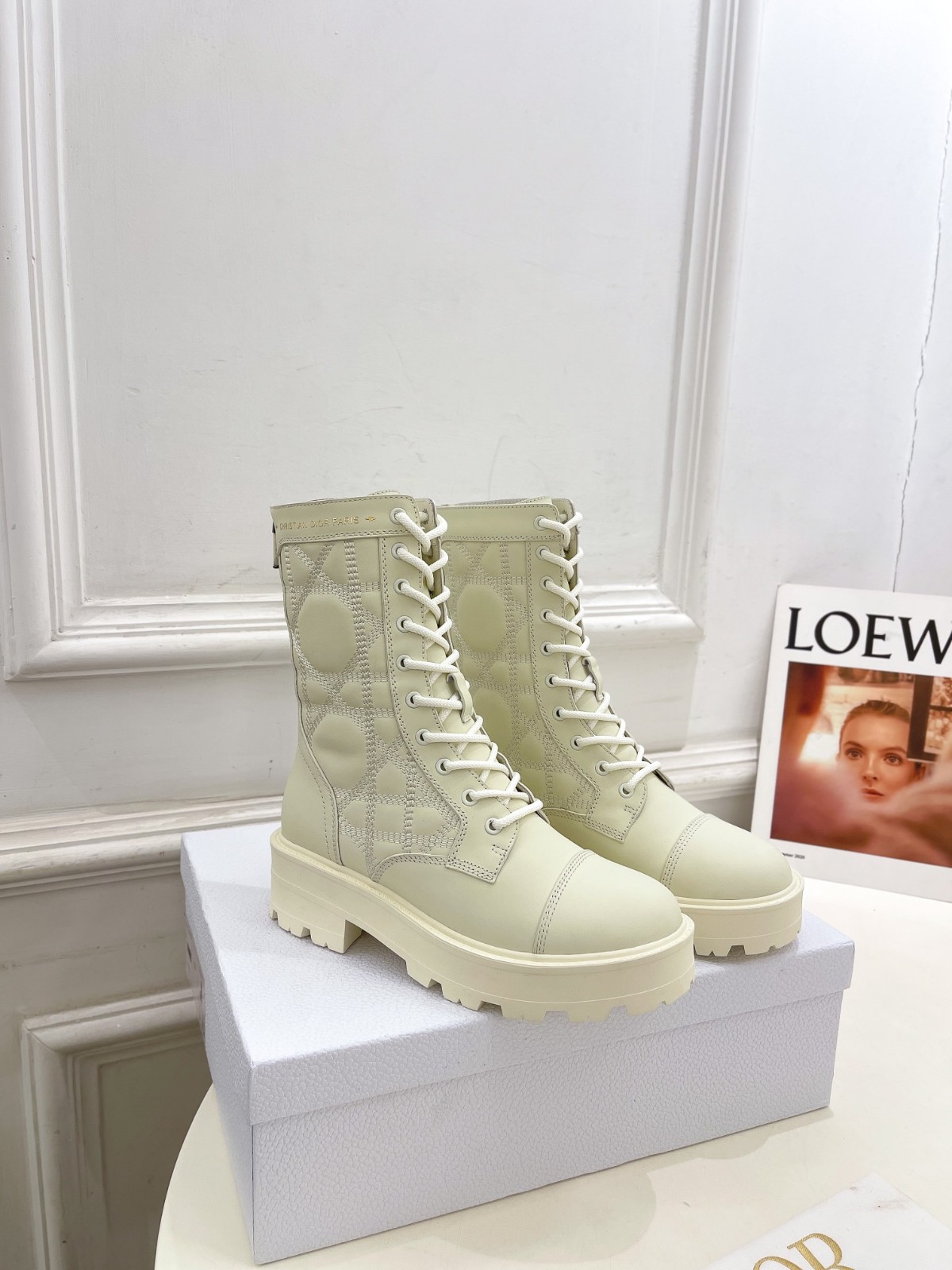 084 48123152 size 35-41