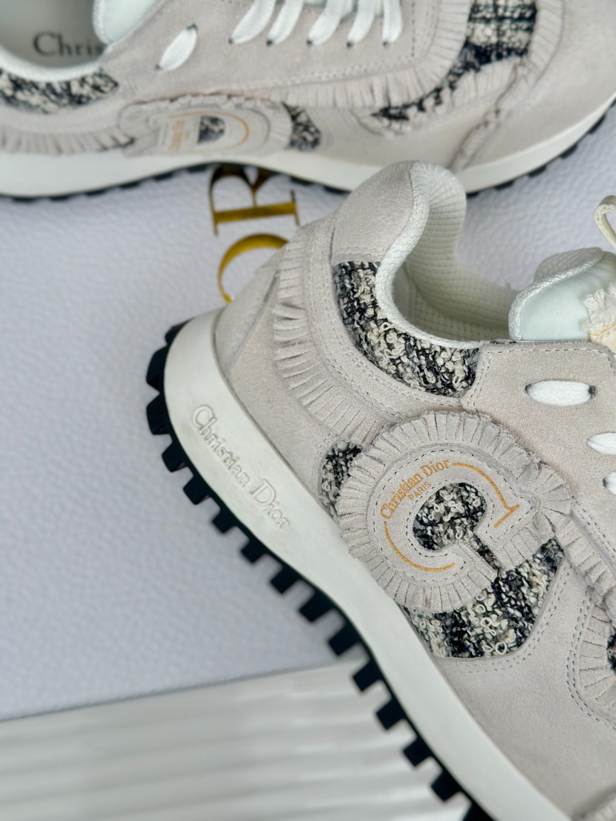 081 38123132 size 35-40