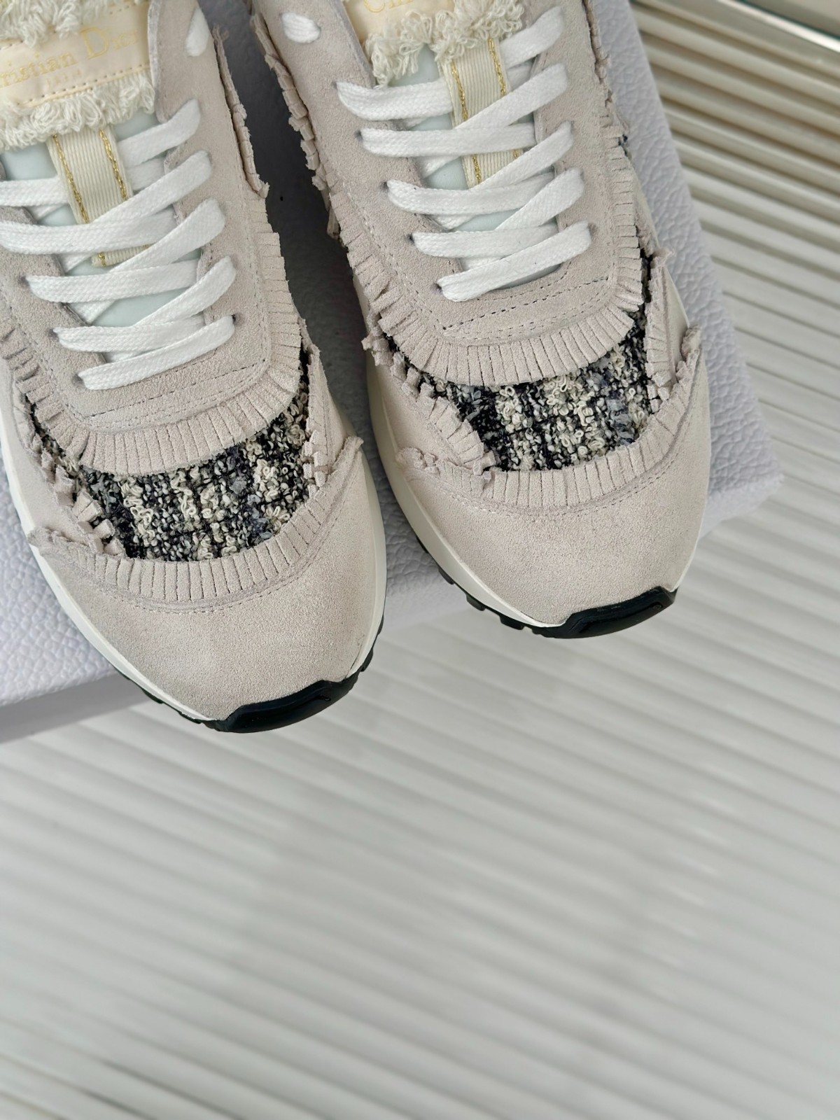 081 38123132 size 35-40