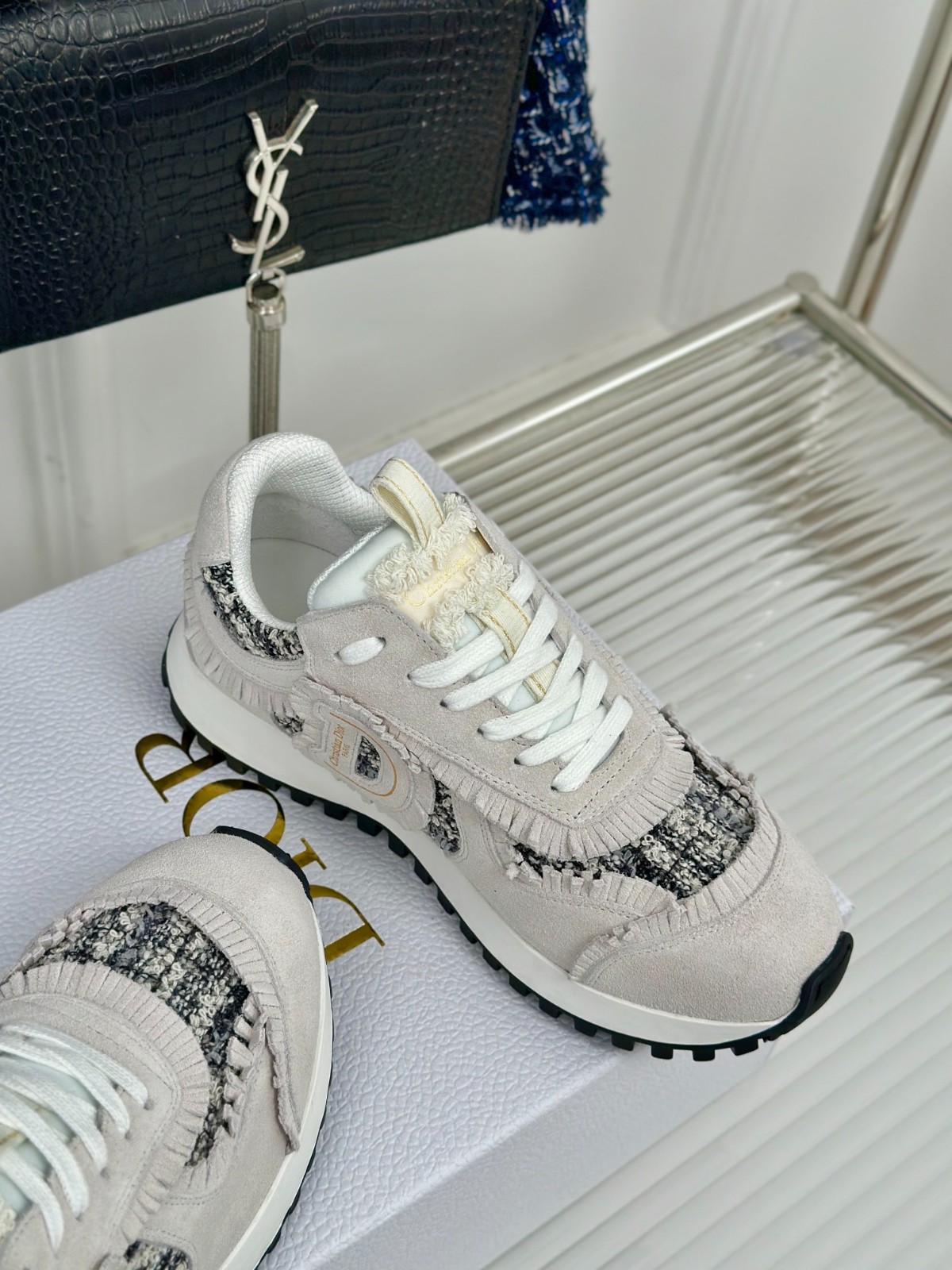 081 38123132 size 35-40