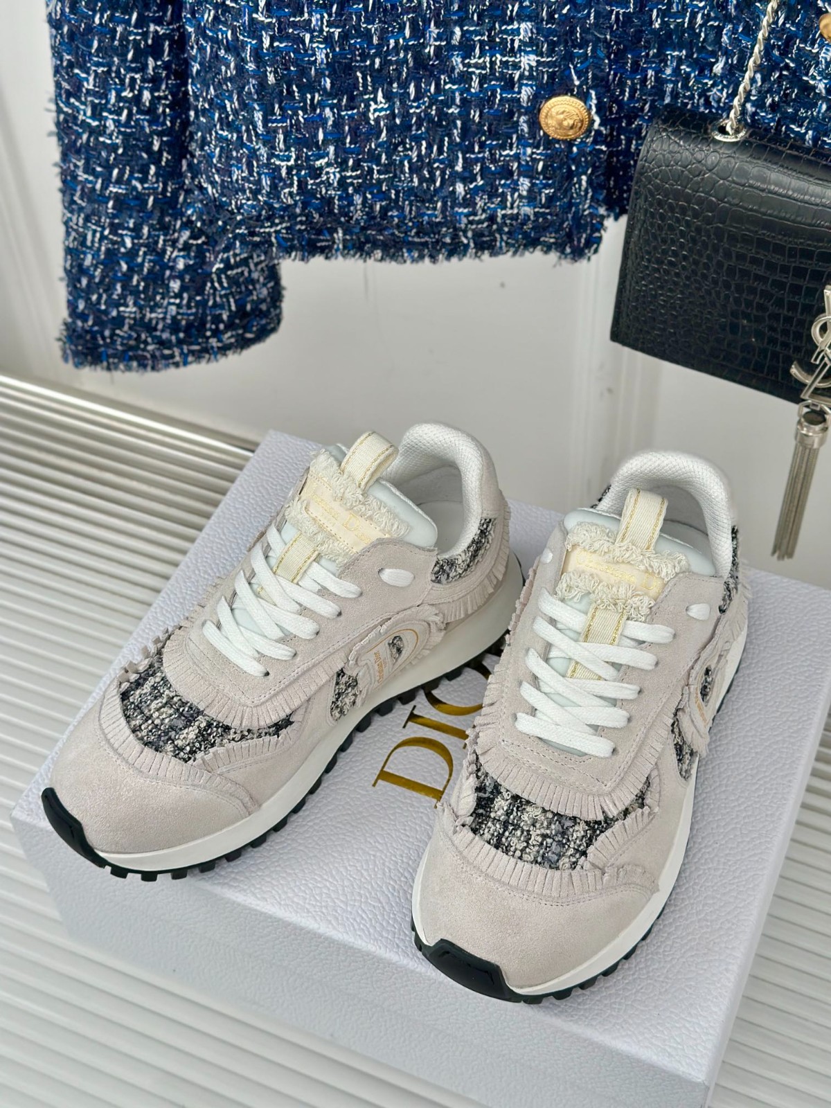 081 38123132 size 35-40