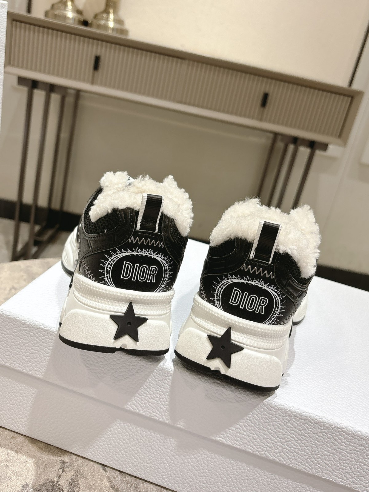 077 44123142 size 35-47