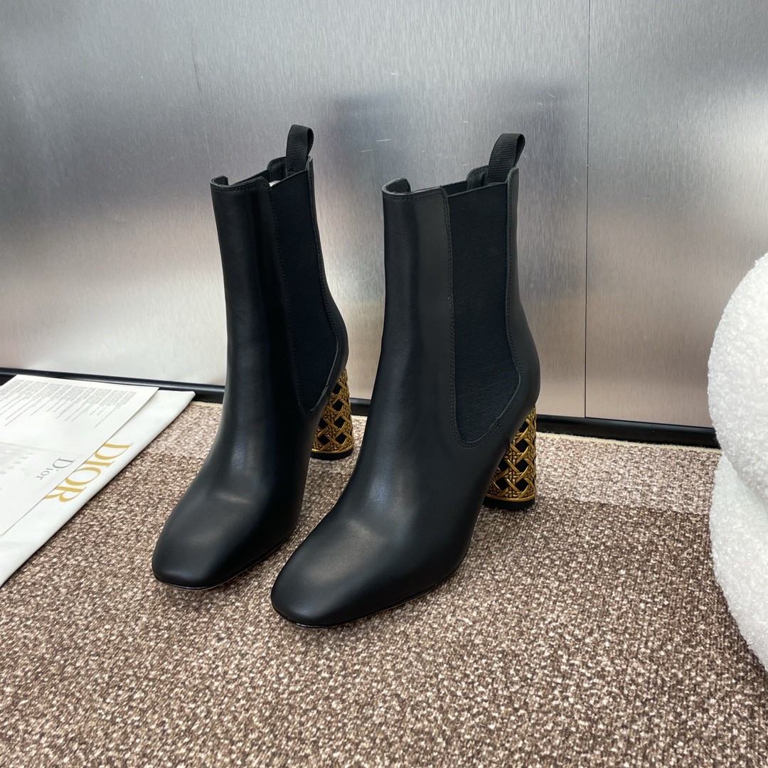 012 38123132 size 34-43