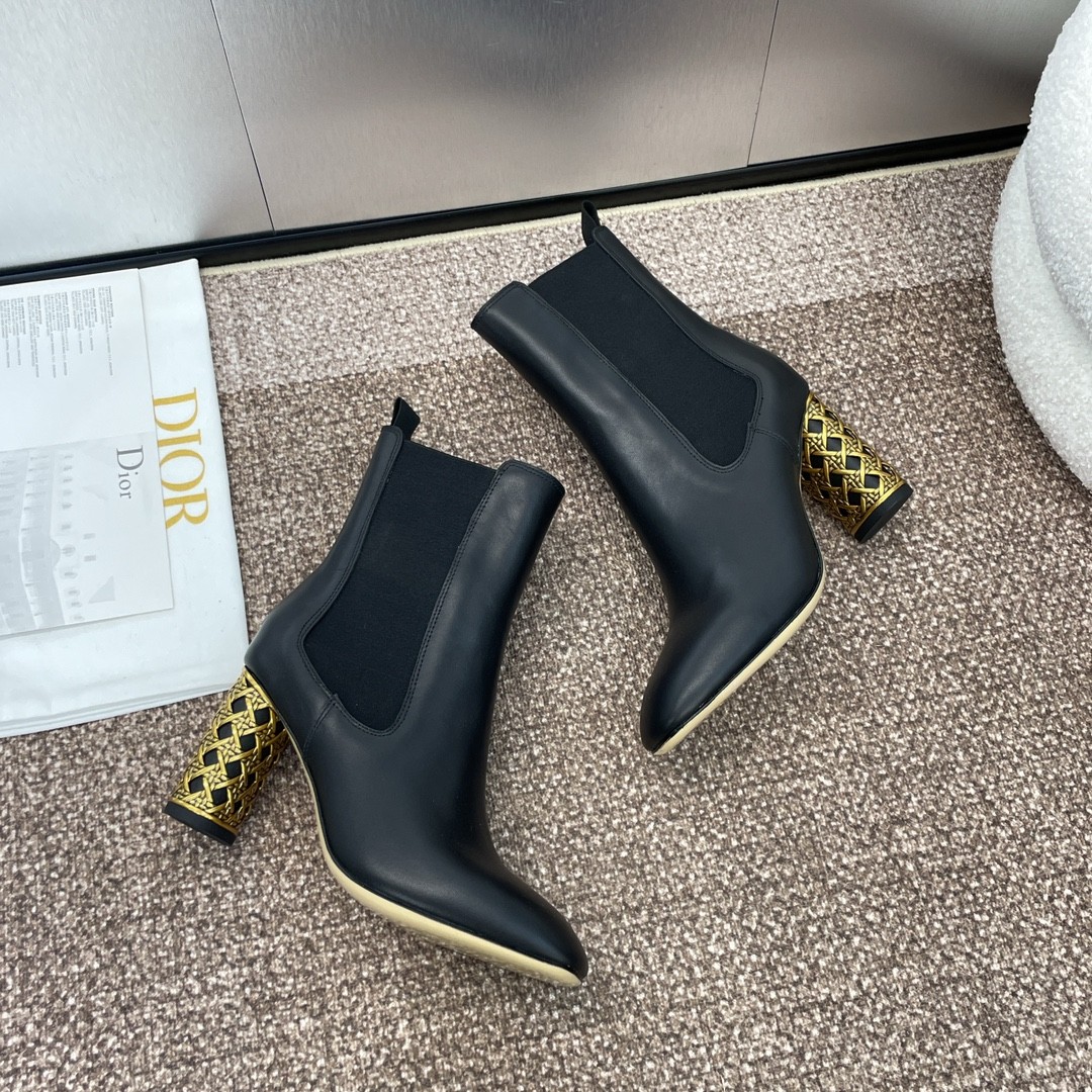 012 38123132 size 34-43