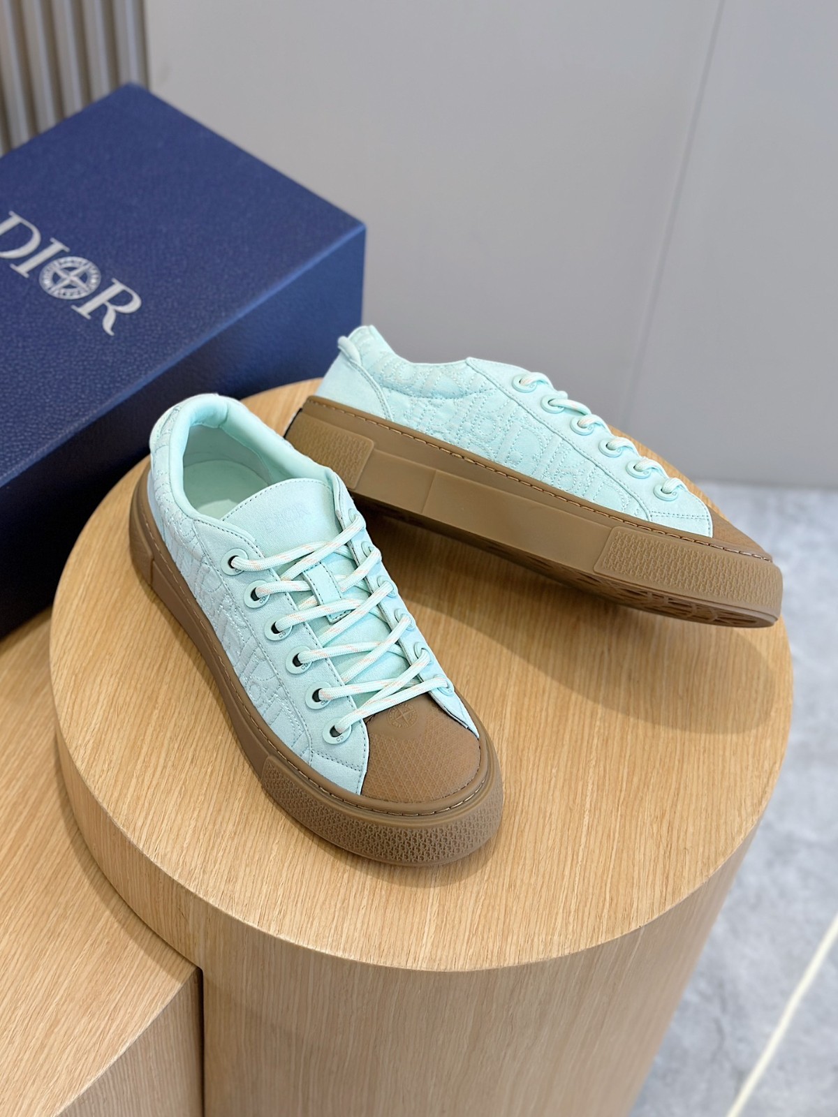 008 40123133 size 35-45