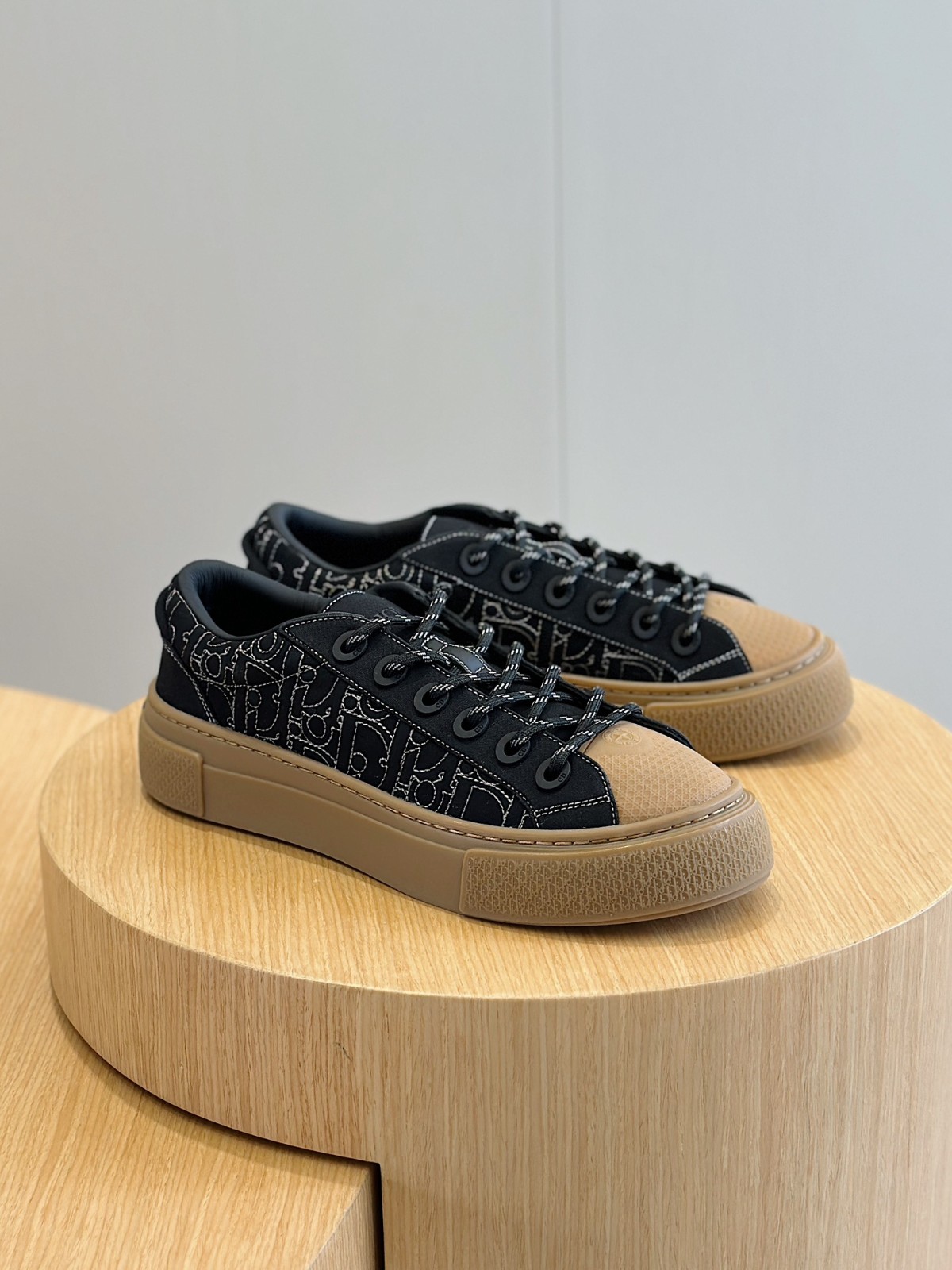 007 40123133 size 35-45