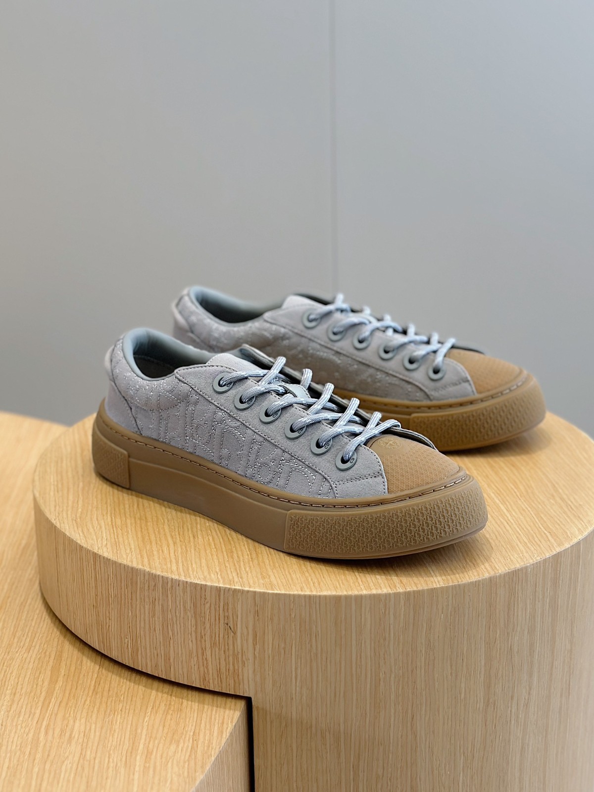 006 40123133 size 35-45