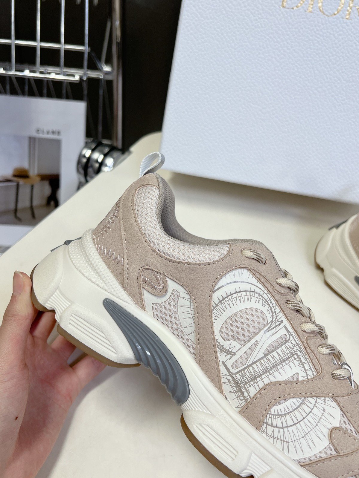 060 38123132 size 35-41