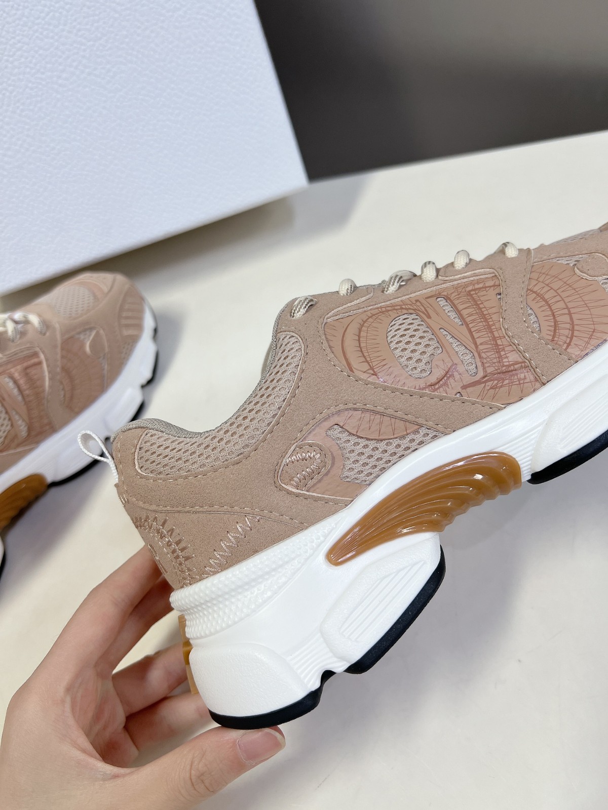 059 38123132 size 35-41