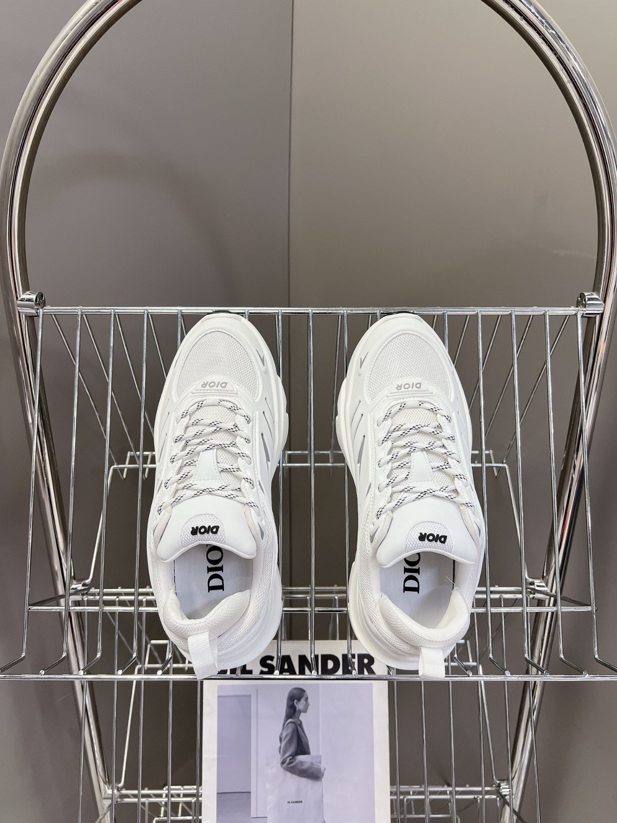 056 40123132 size 35-44