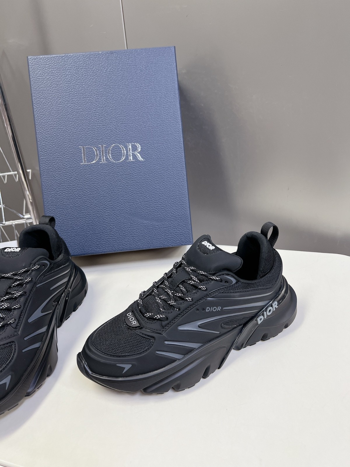 055 40123132 size 35-44