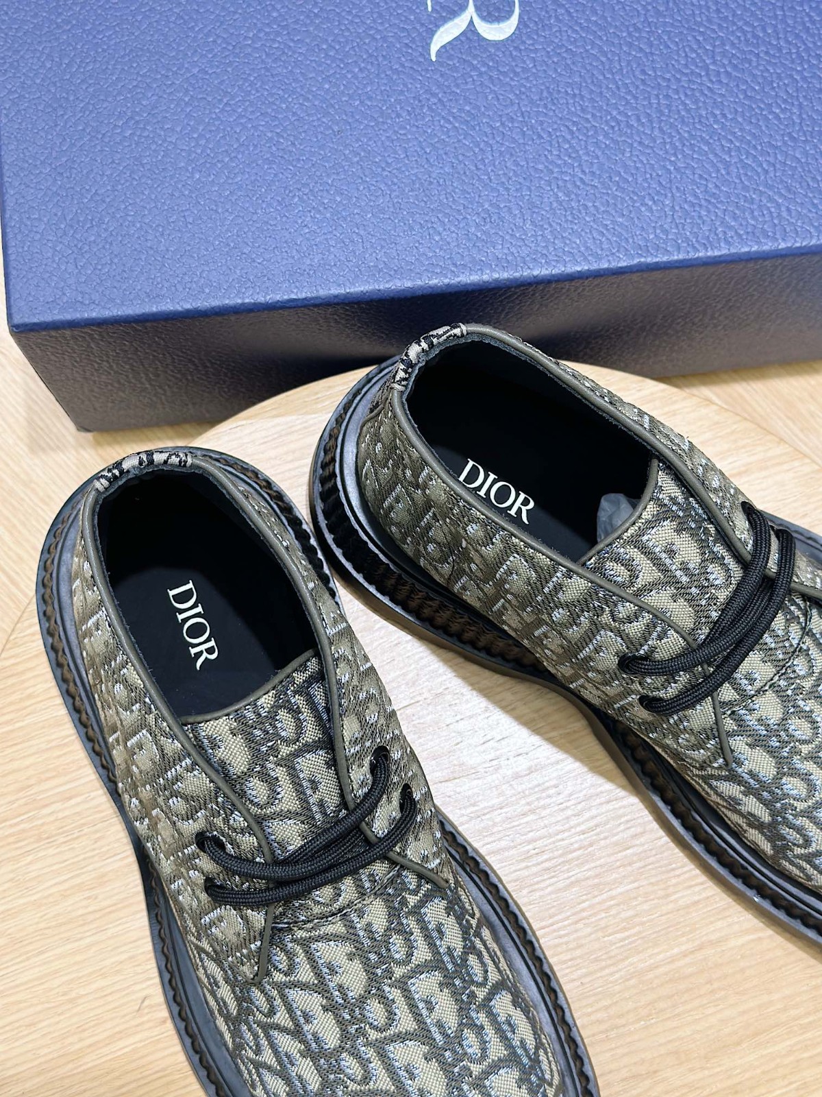 045 44123142 size 38-45