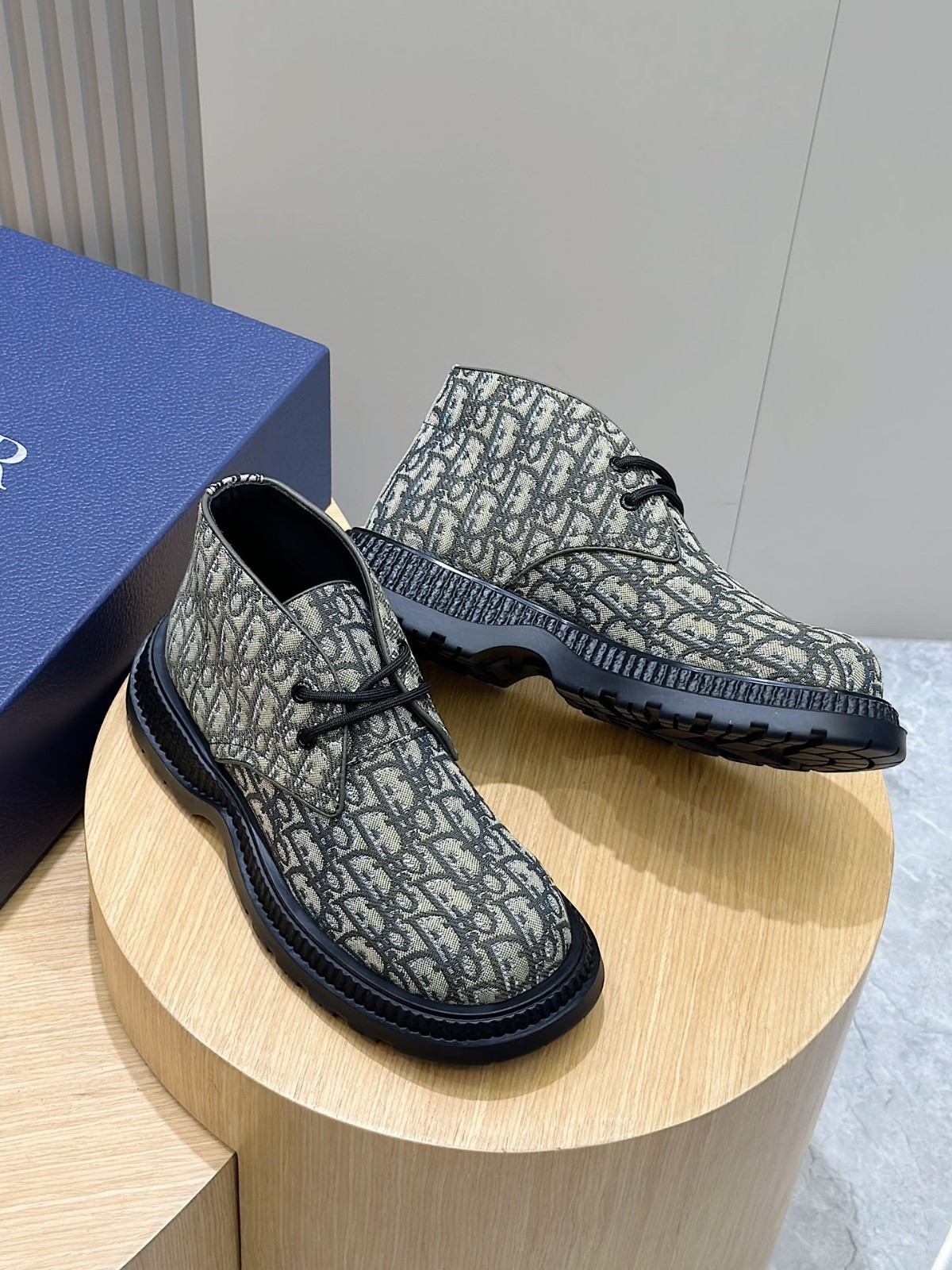 045 44123142 size 38-45