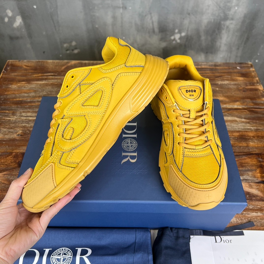 024 45123147 size 39-47