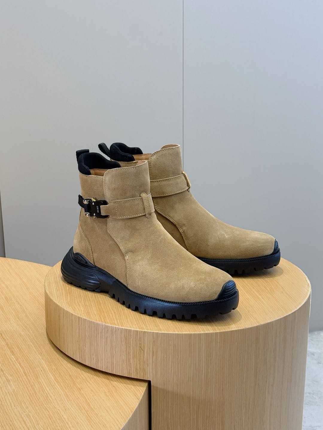 018 48123152 size 38-45