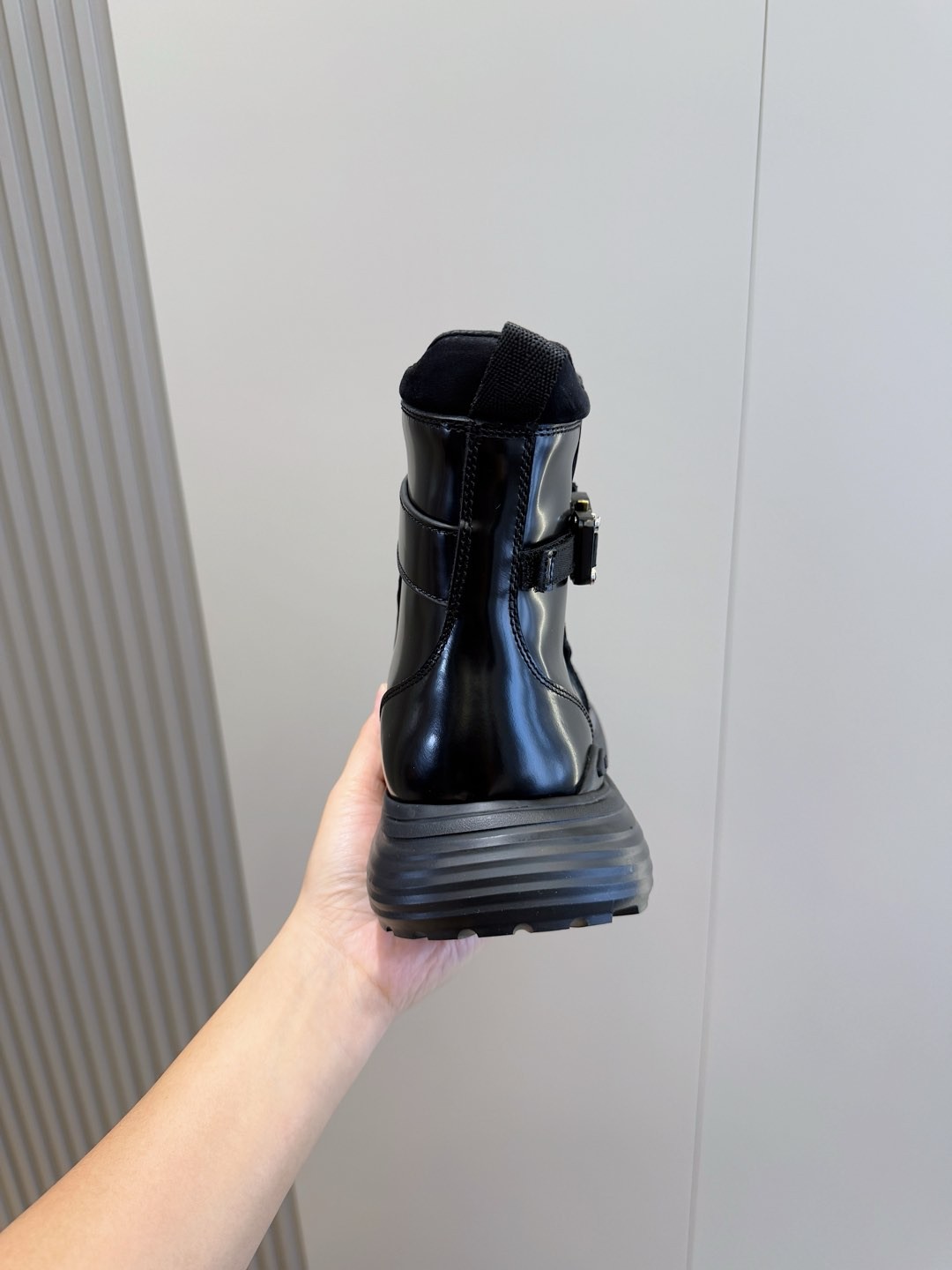 016 48123152 size 38-45