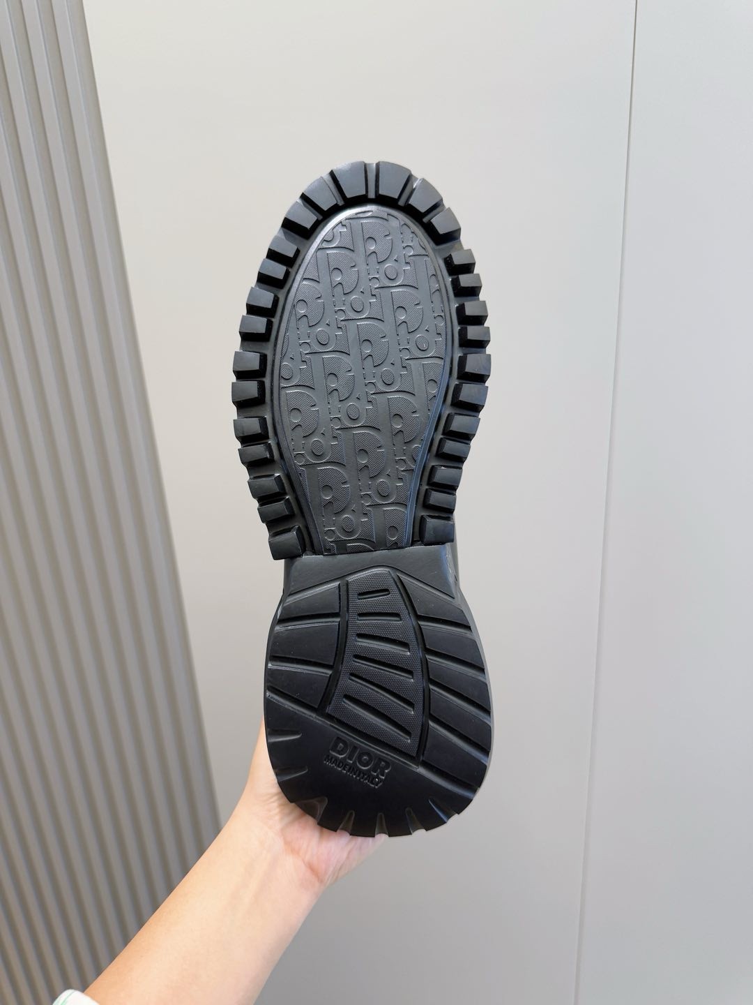 016 48123152 size 38-45
