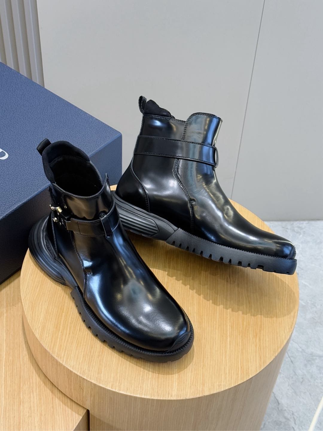016 48123152 size 38-45