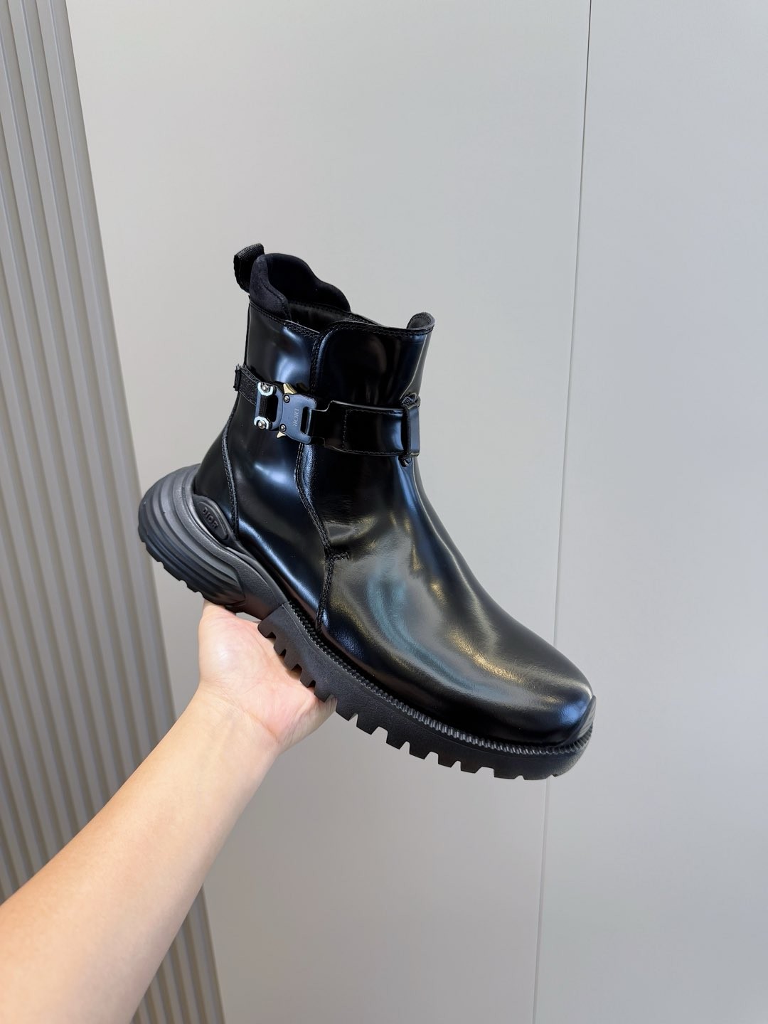 016 48123152 size 38-45