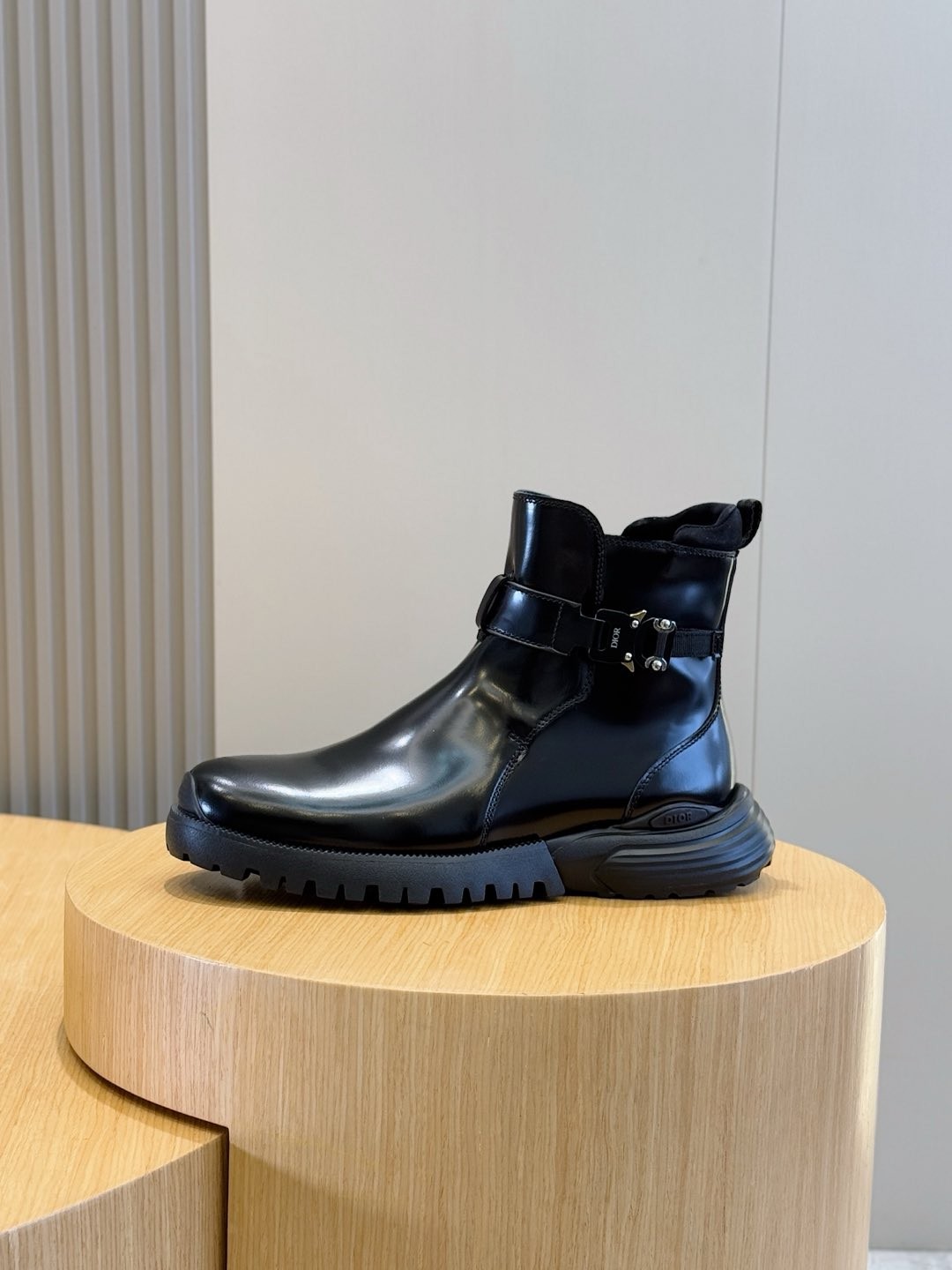 016 48123152 size 38-45