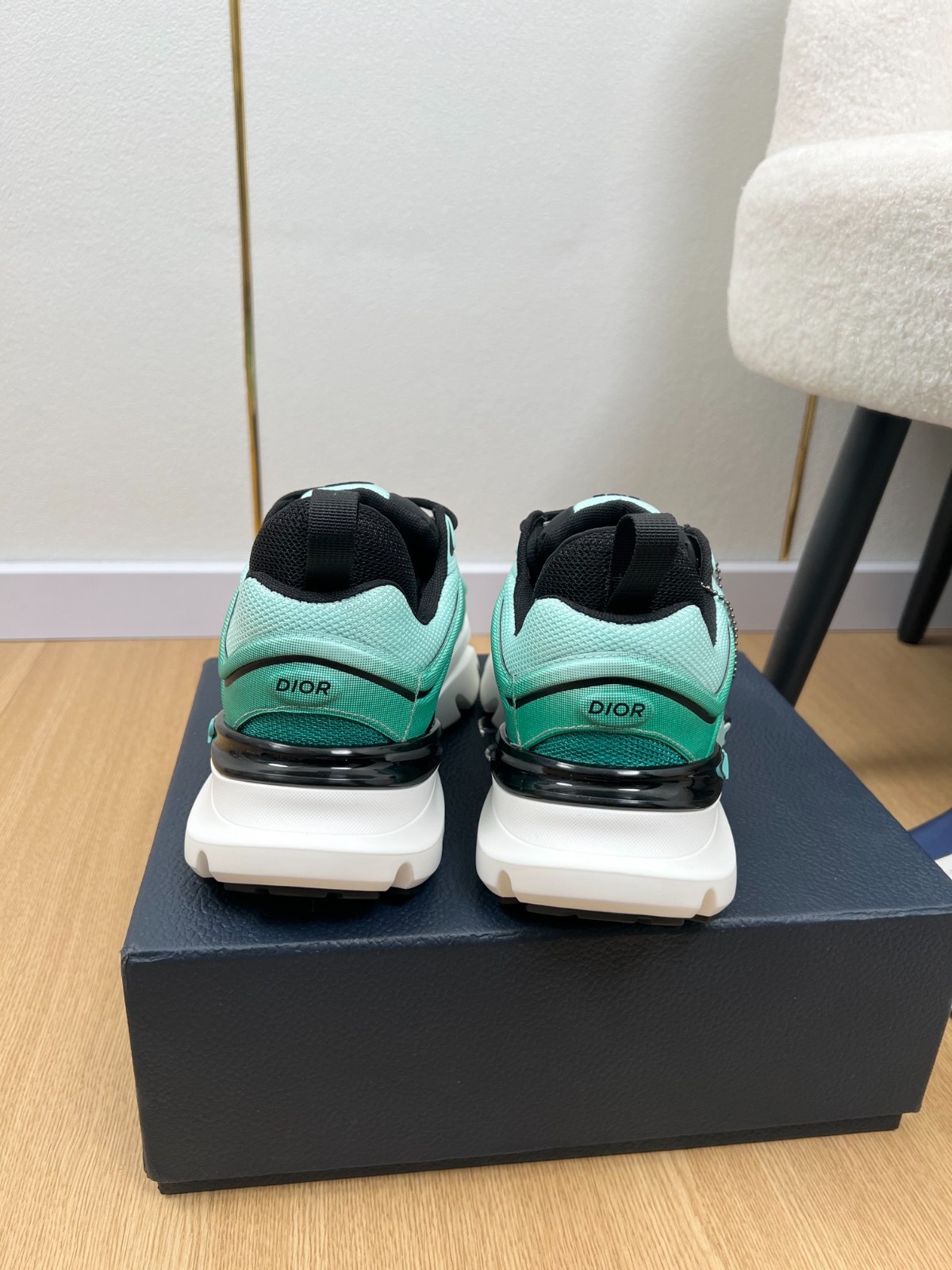 011 42123137 size 39-46