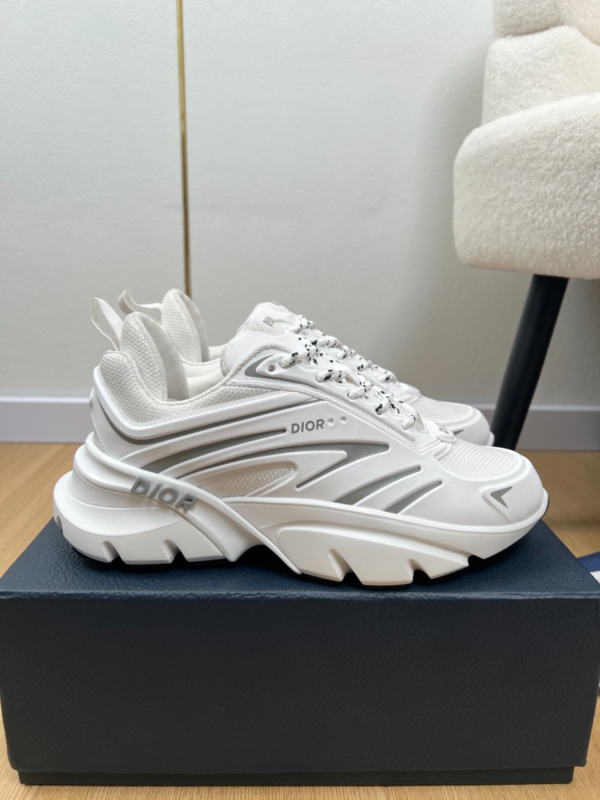 009 42123137 size 39-46
