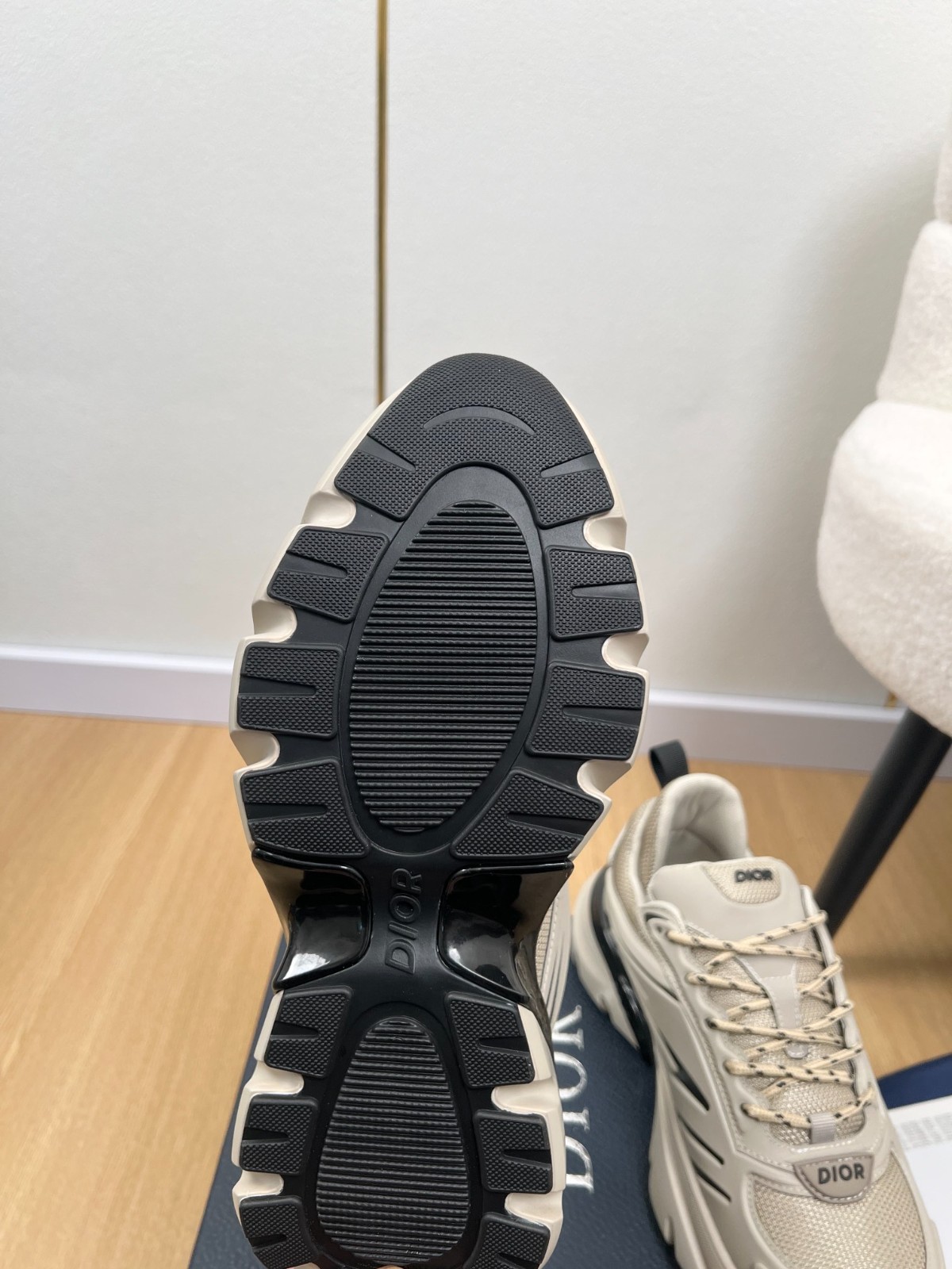 008 42123137 size 39-46