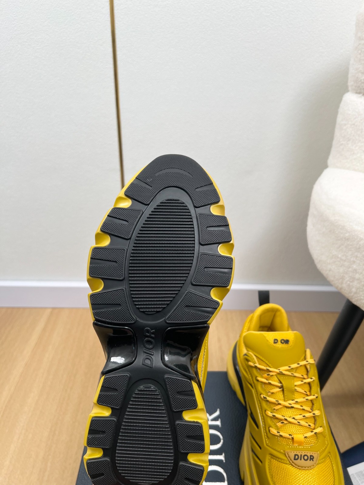007 42123137 size 39-46