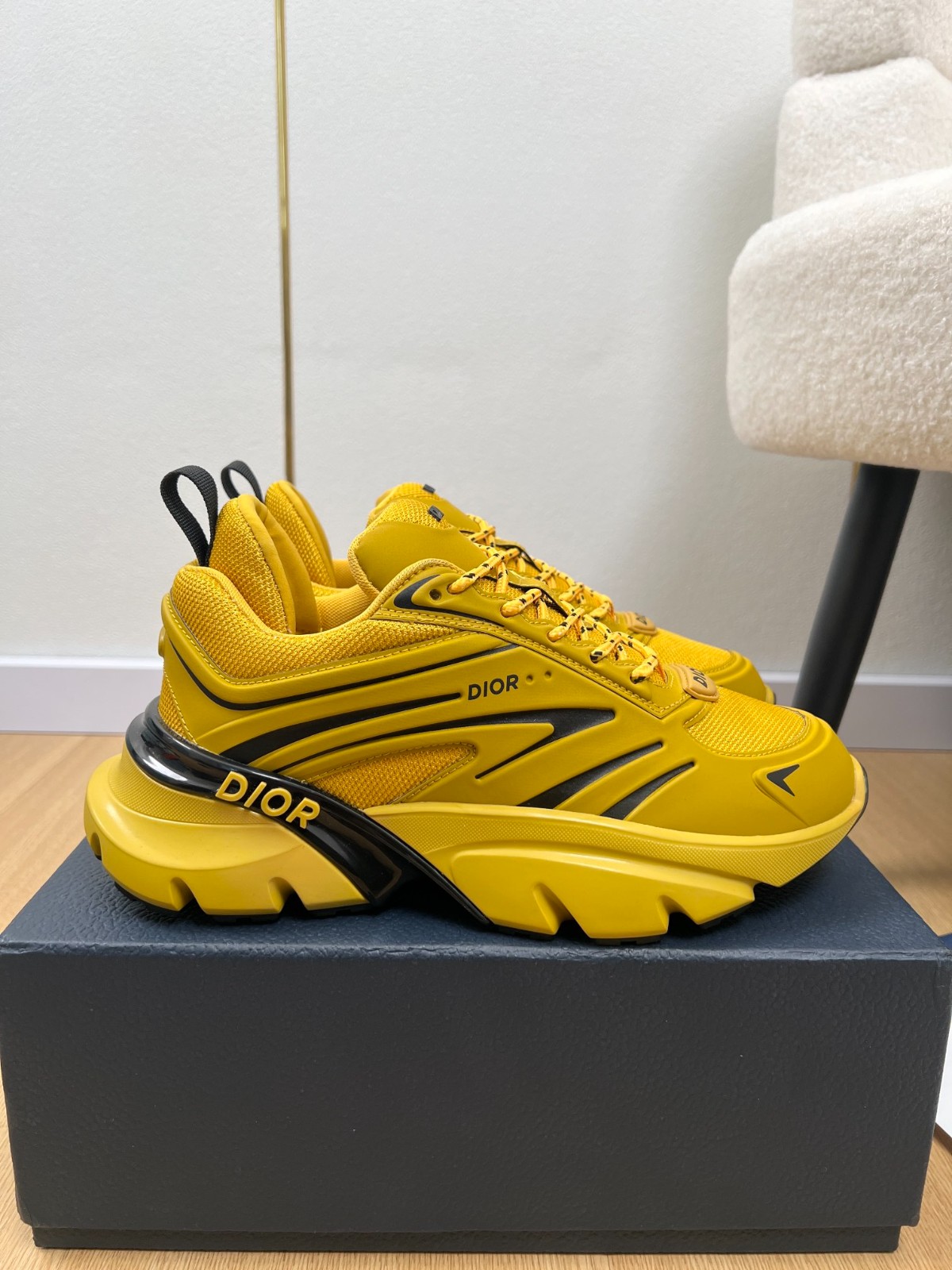 007 42123137 size 39-46
