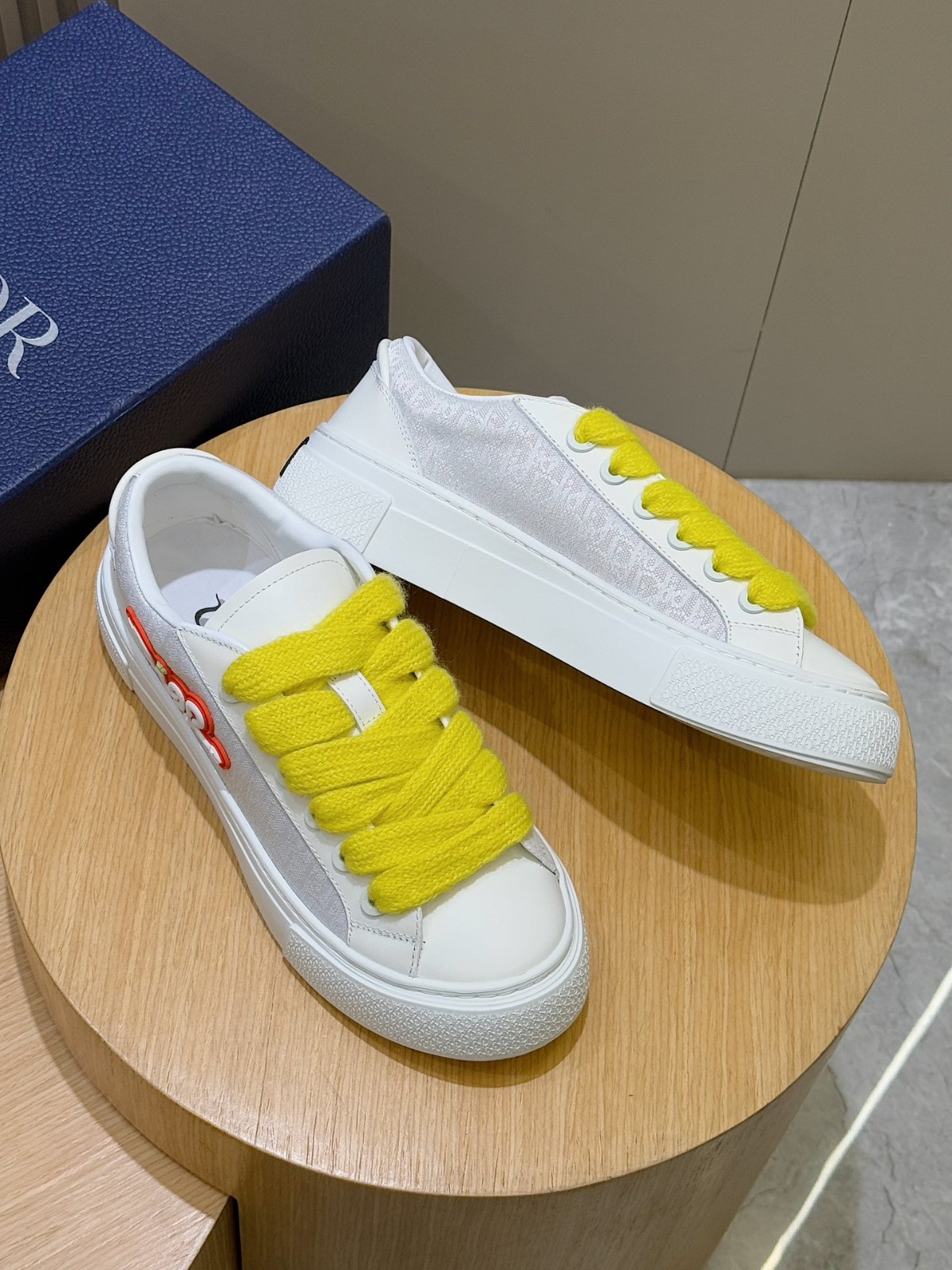 006 40123133 size 35-45