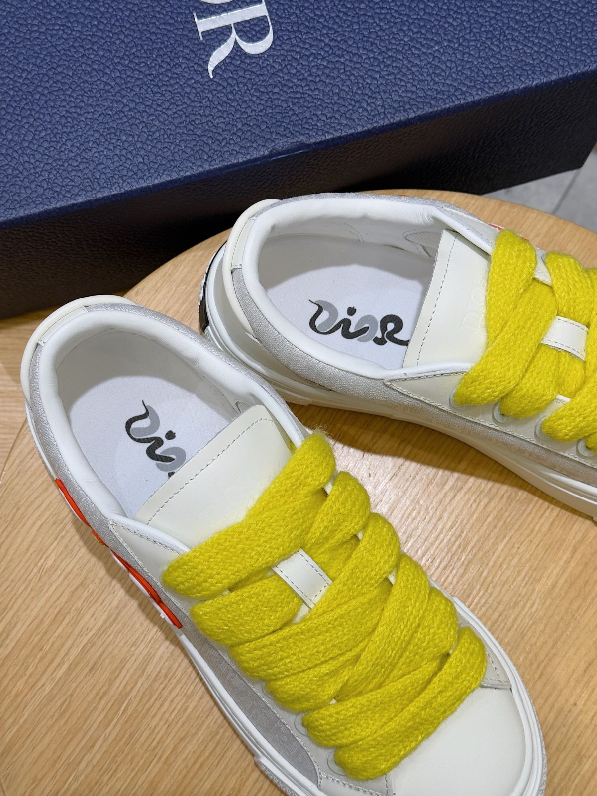 006 40123133 size 35-45