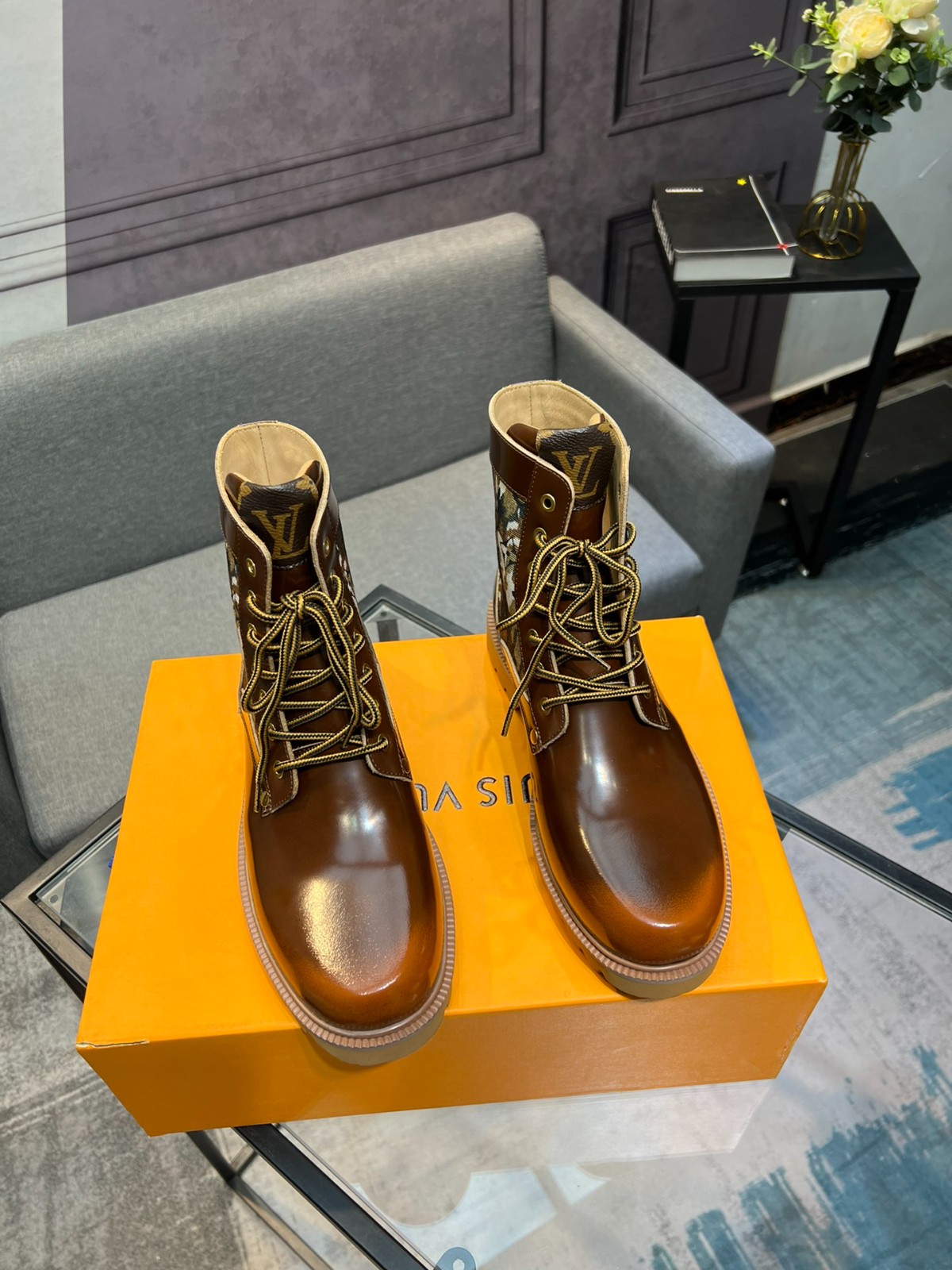 020 020#001-LV-shoes-01-2025SS