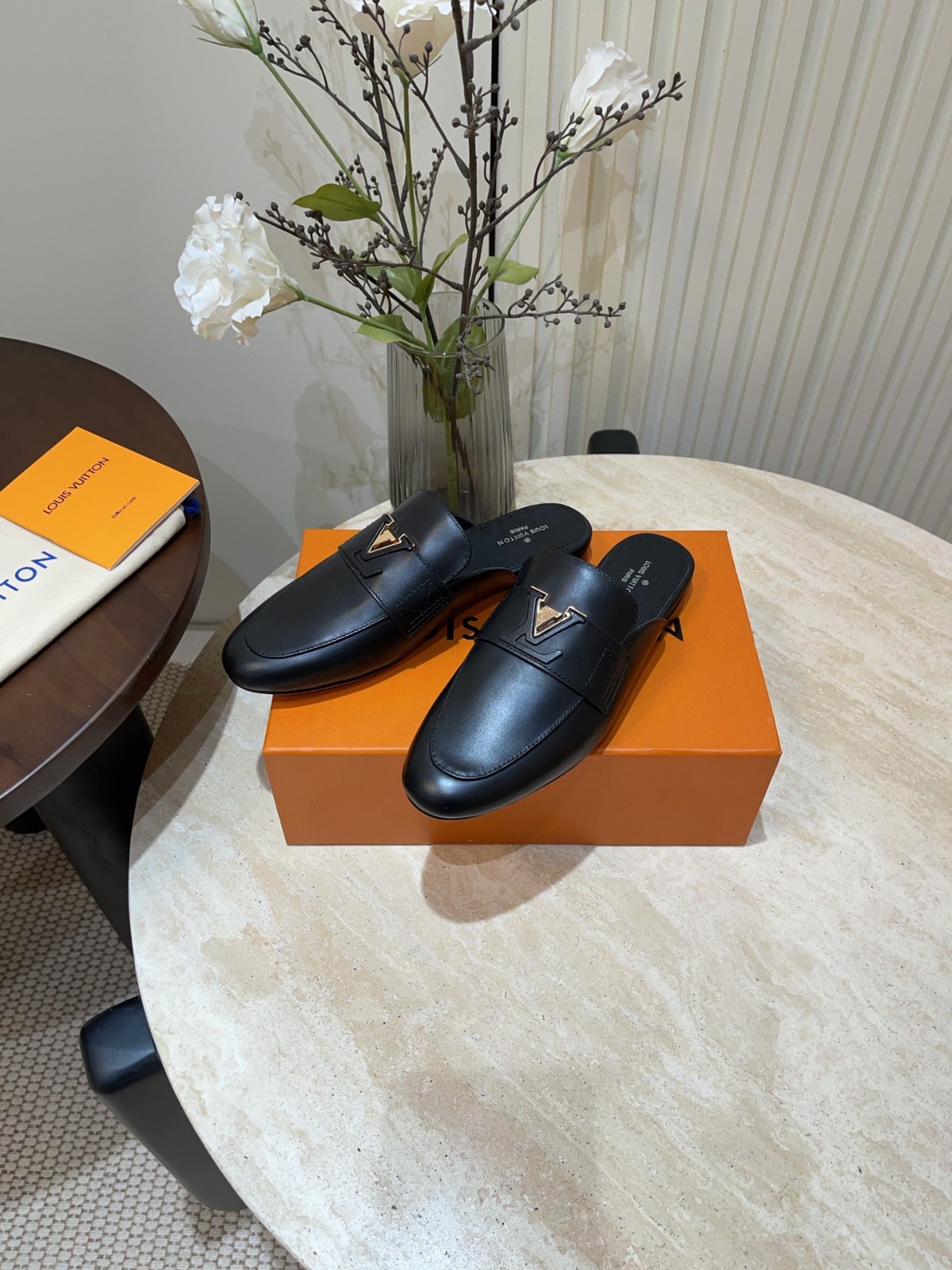 016 016#001-LV-shoes-01-2025SS