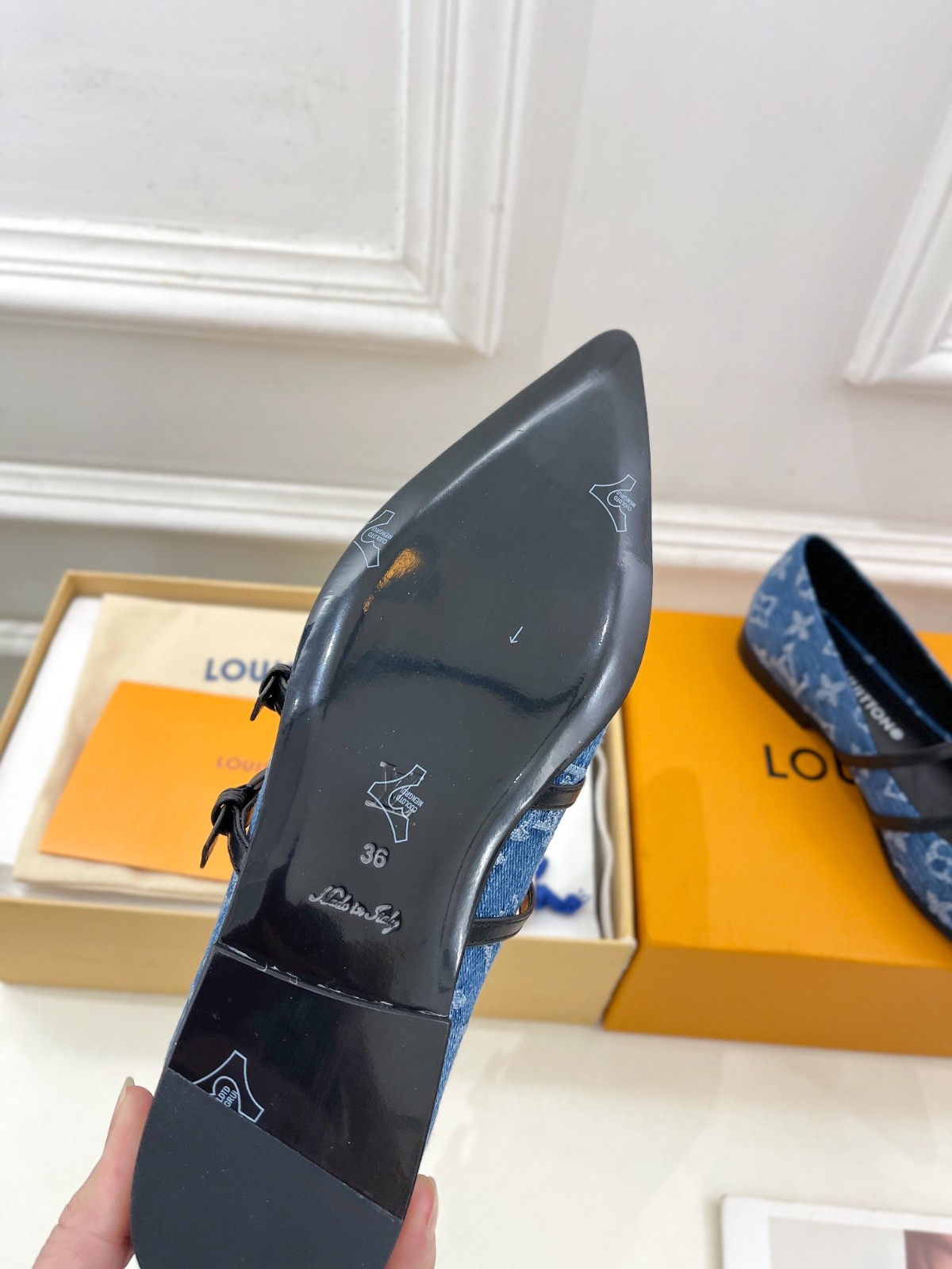 011 011#001-LV-shoes-01-2025SS