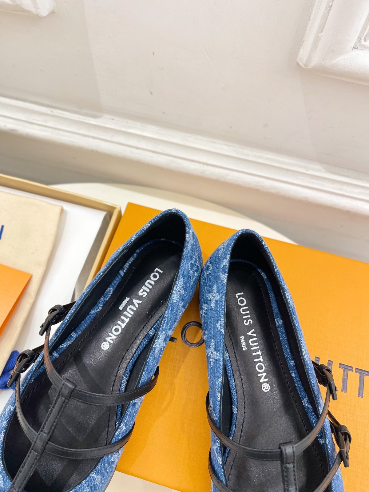 011 011#001-LV-shoes-01-2025SS