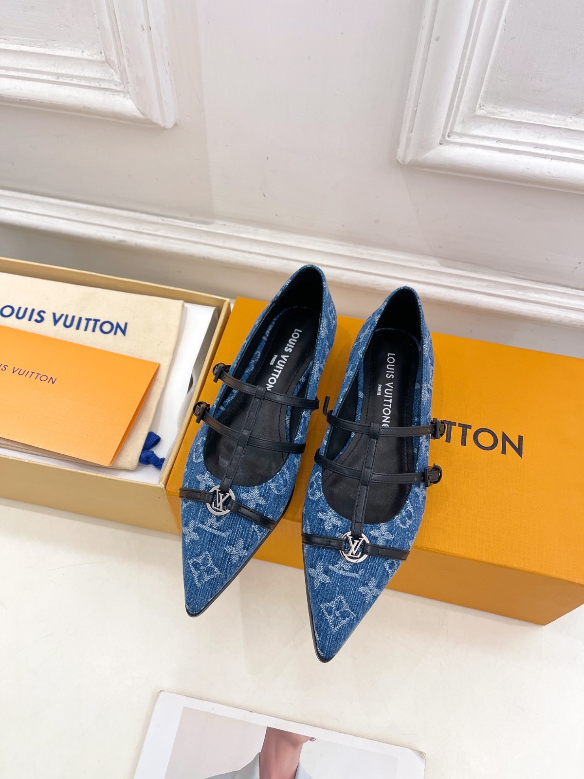 011 011#001-LV-shoes-01-2025SS