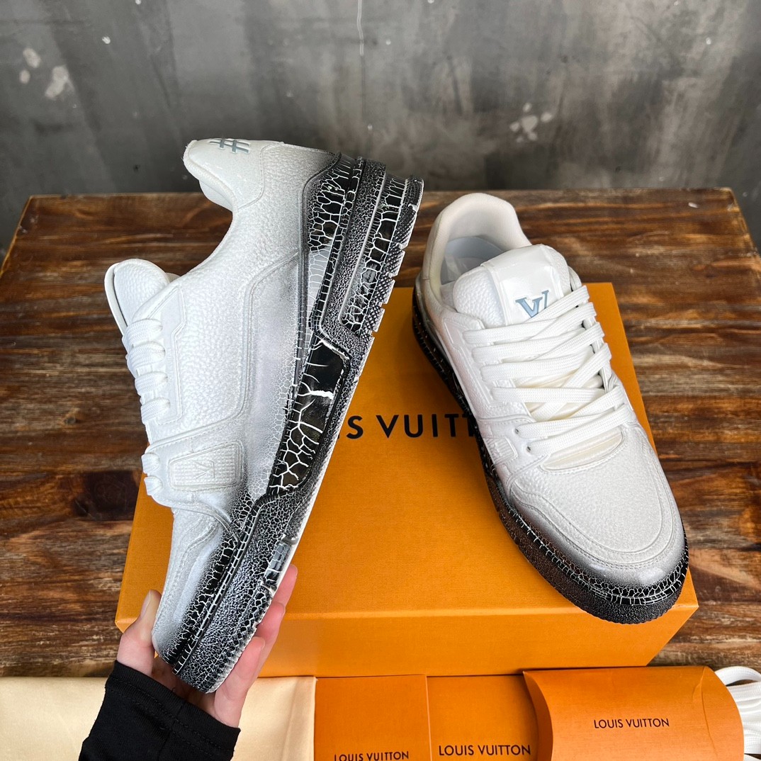 010 010#001-LV-shoes-01-2025SS